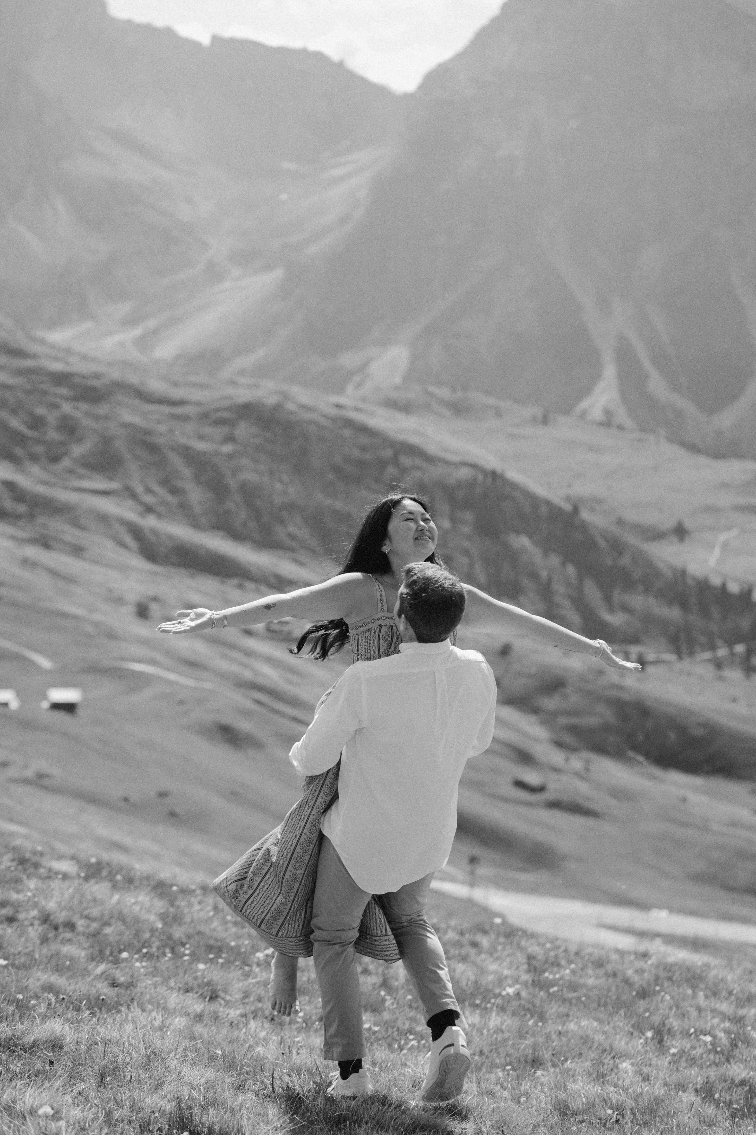 Romantic portrait of an engaged couple at Seceda in the Italian Dolomites
