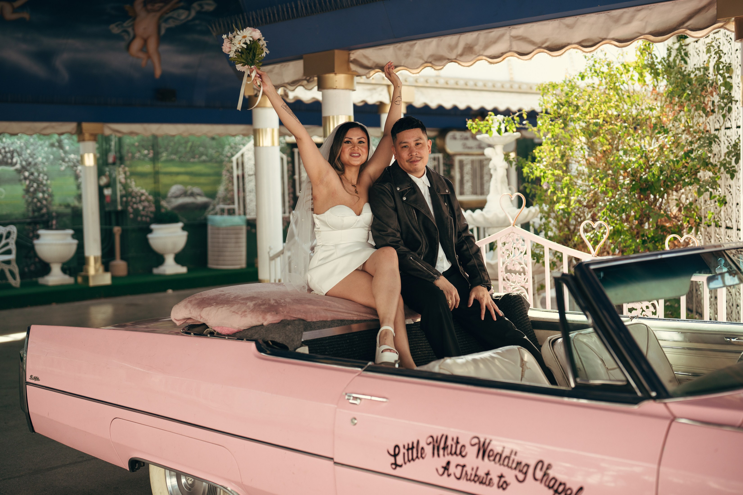 Louise&Harold. Wedding & elopement photographer Viktoriya Kravtsov. Las Vegas