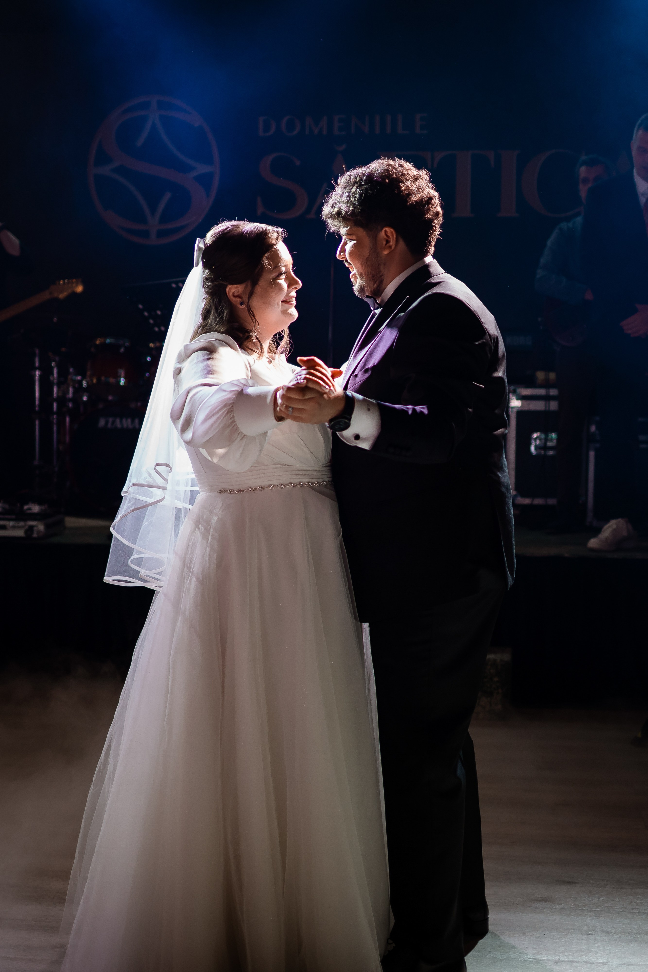 Andreea & Cătălin. Home