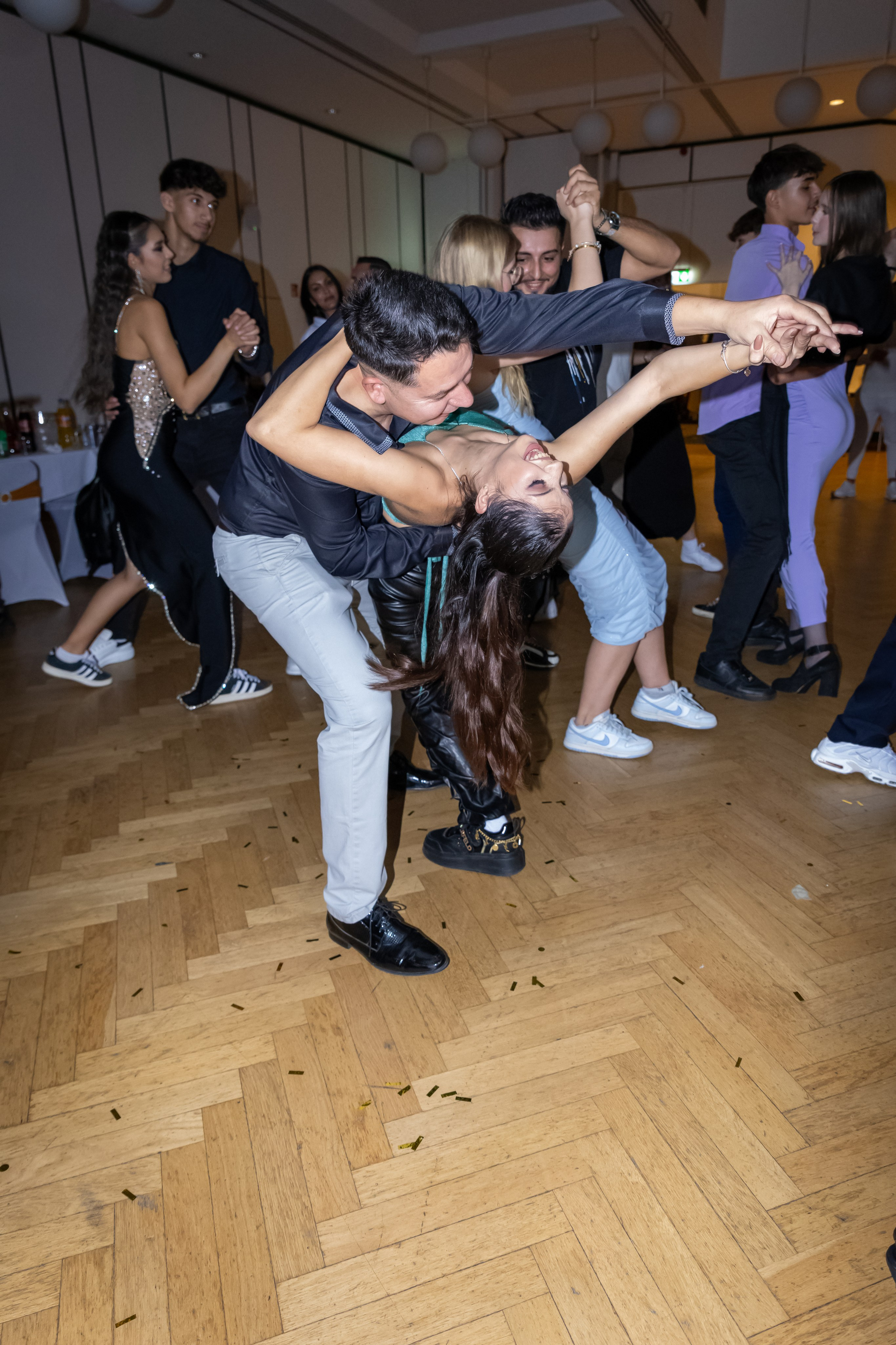 Denisa 18 Ani Majorat