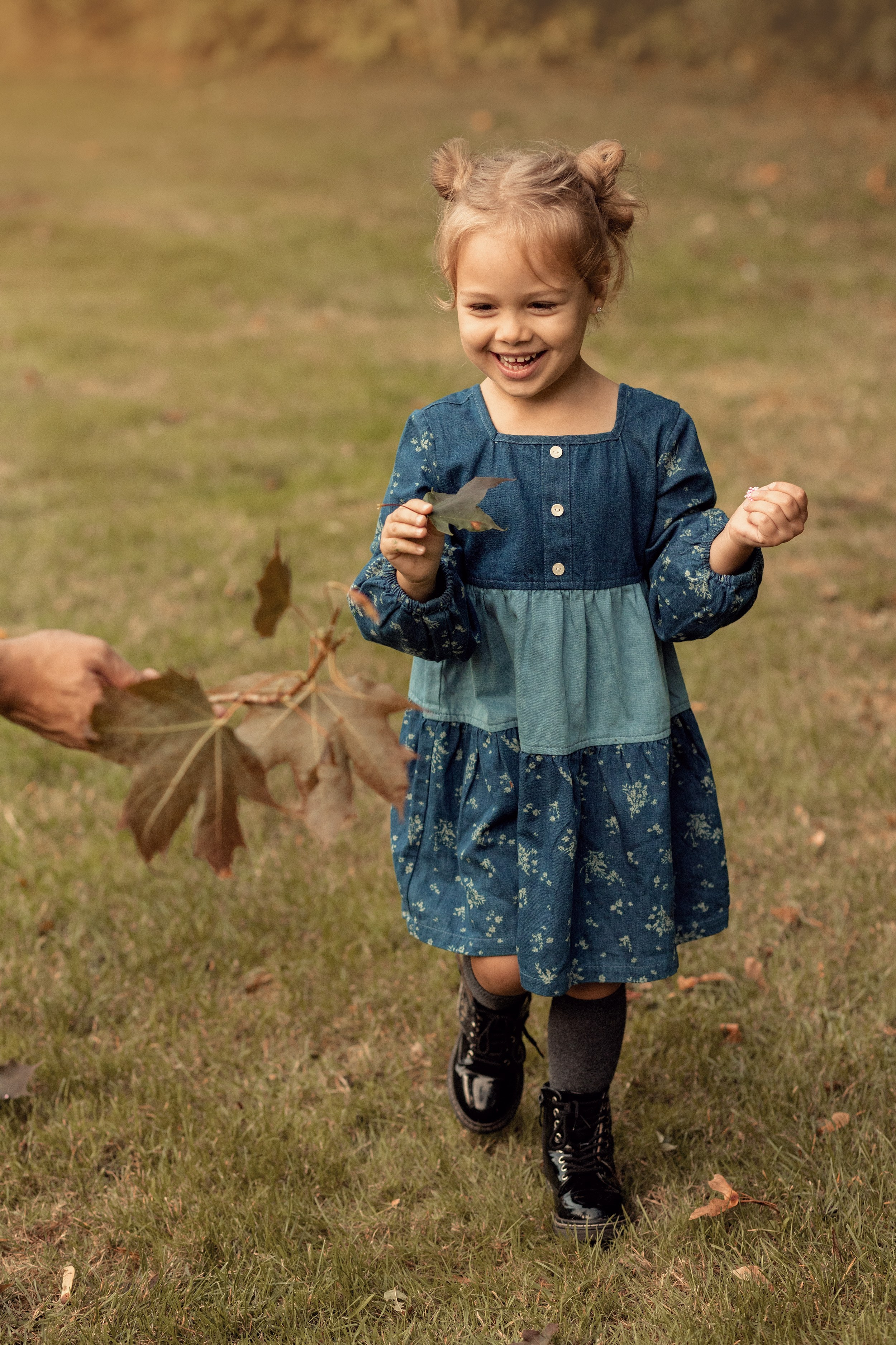 AUTUMN HERTFORDSHIRE MINI-SESSIONS. Stevenage, Hertfordshire family, maternity and newborn photographer