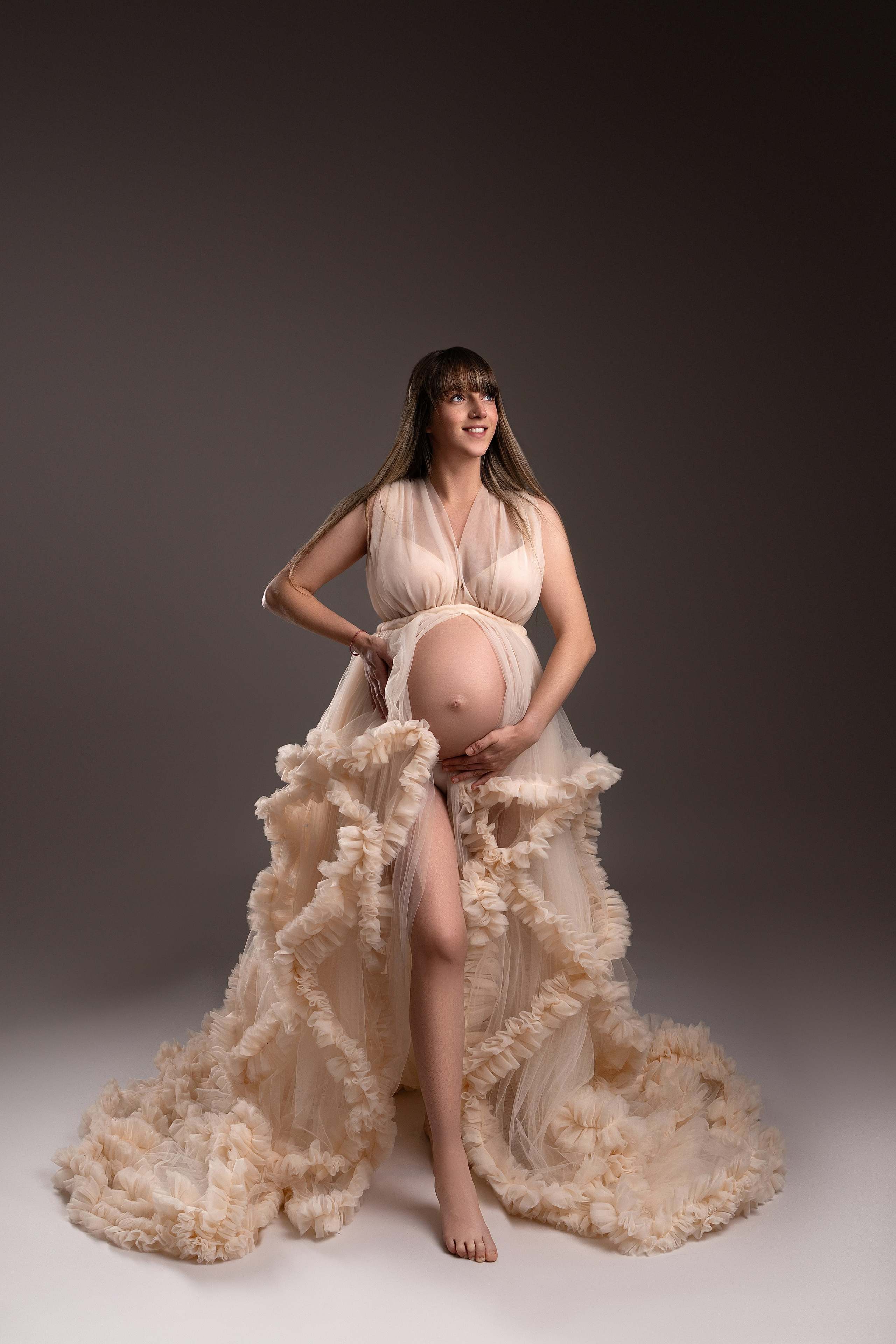 Babybauch. Neugeborene- Schwangerschaft- und Kinder Fotografin in Lehre