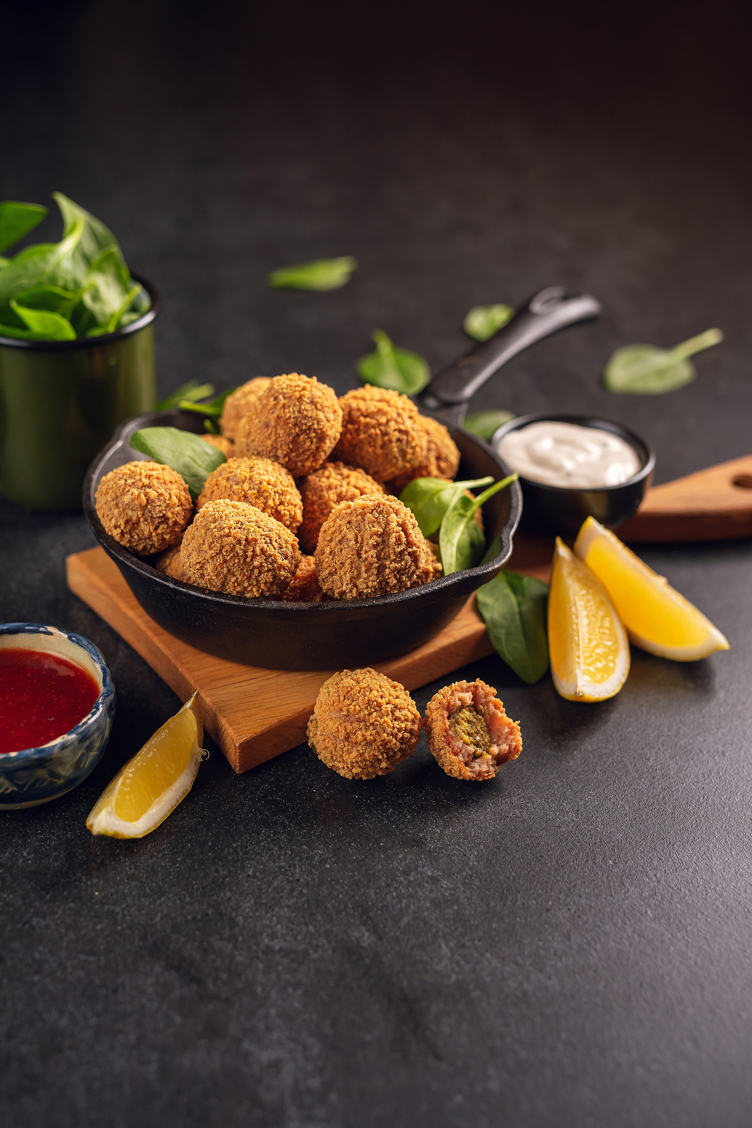 Amber Fish. Fotogrāfs Rīgā. Gīmenes, individuālās un dažādu produktu fotosesijas