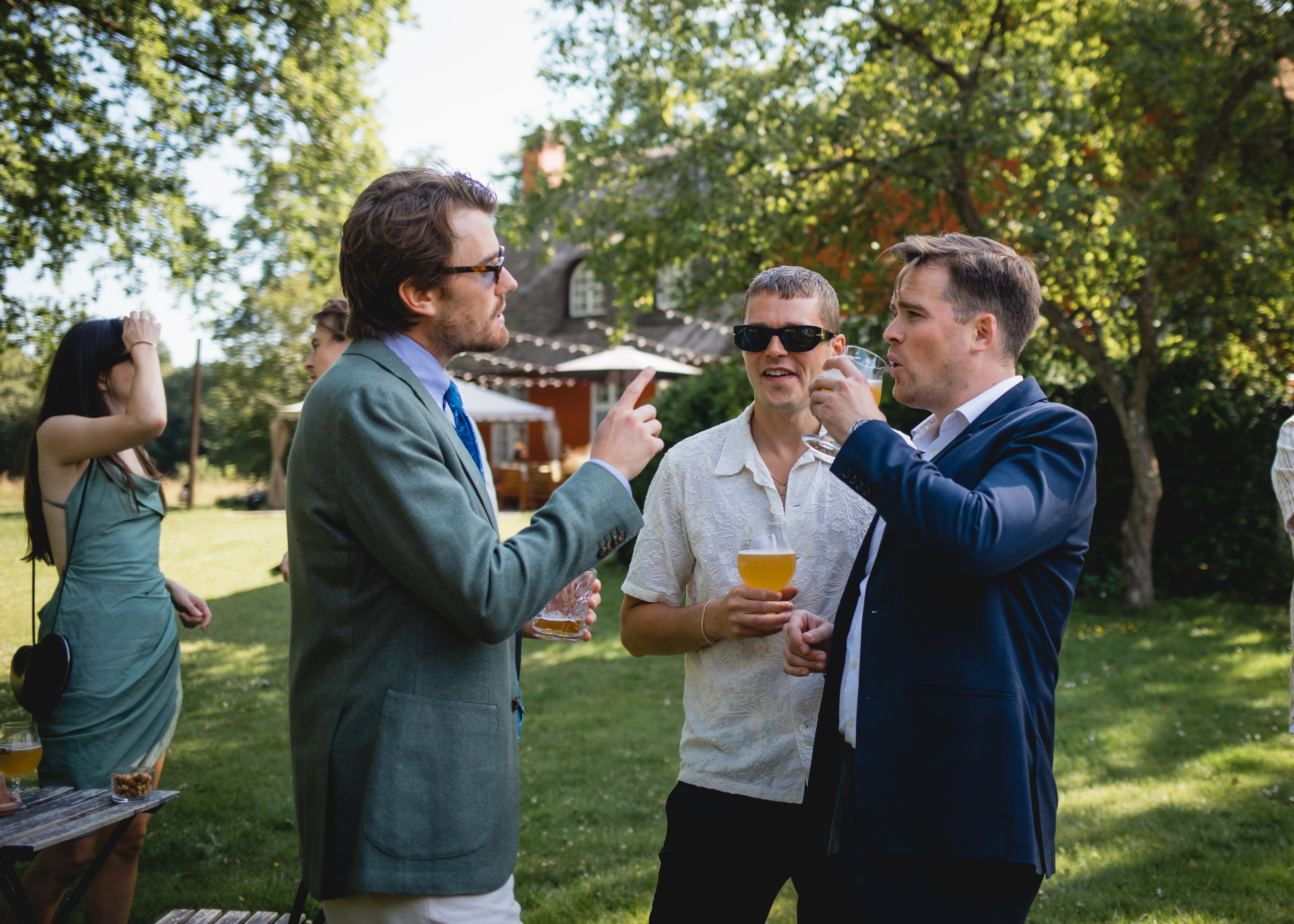 Elissa | Mads. Professional wedding photographer in Copenhagen, Denmark — Julia Byron