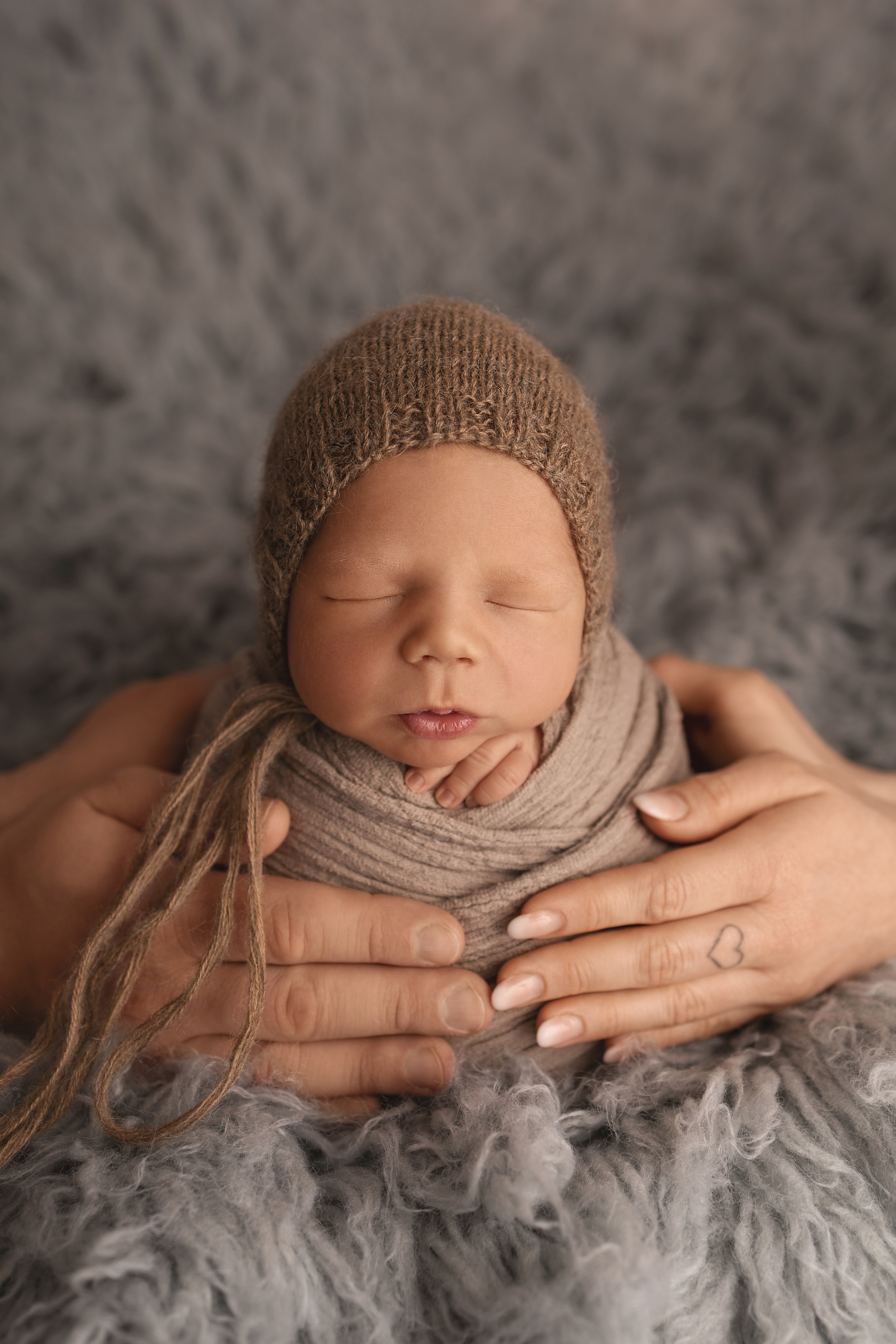 Neugeborene. Neugeborene- Schwangerschaft- und Kinder Fotografin in Lehre