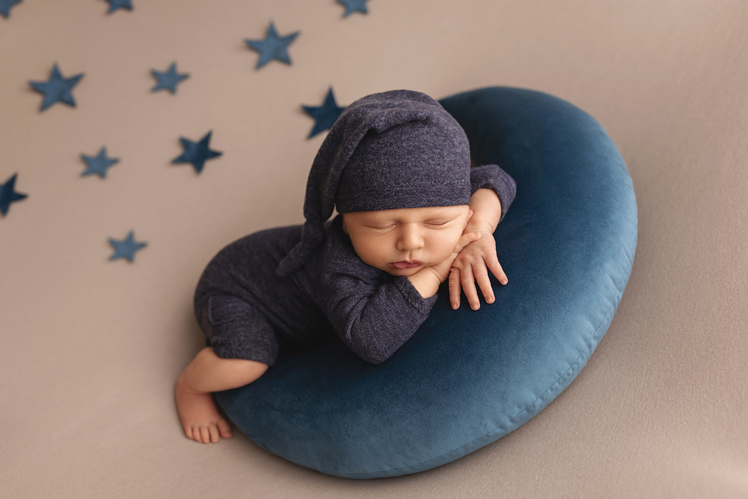 Neugeborene. Neugeborene- Schwangerschaft- und Kinder Fotografin in Lehre