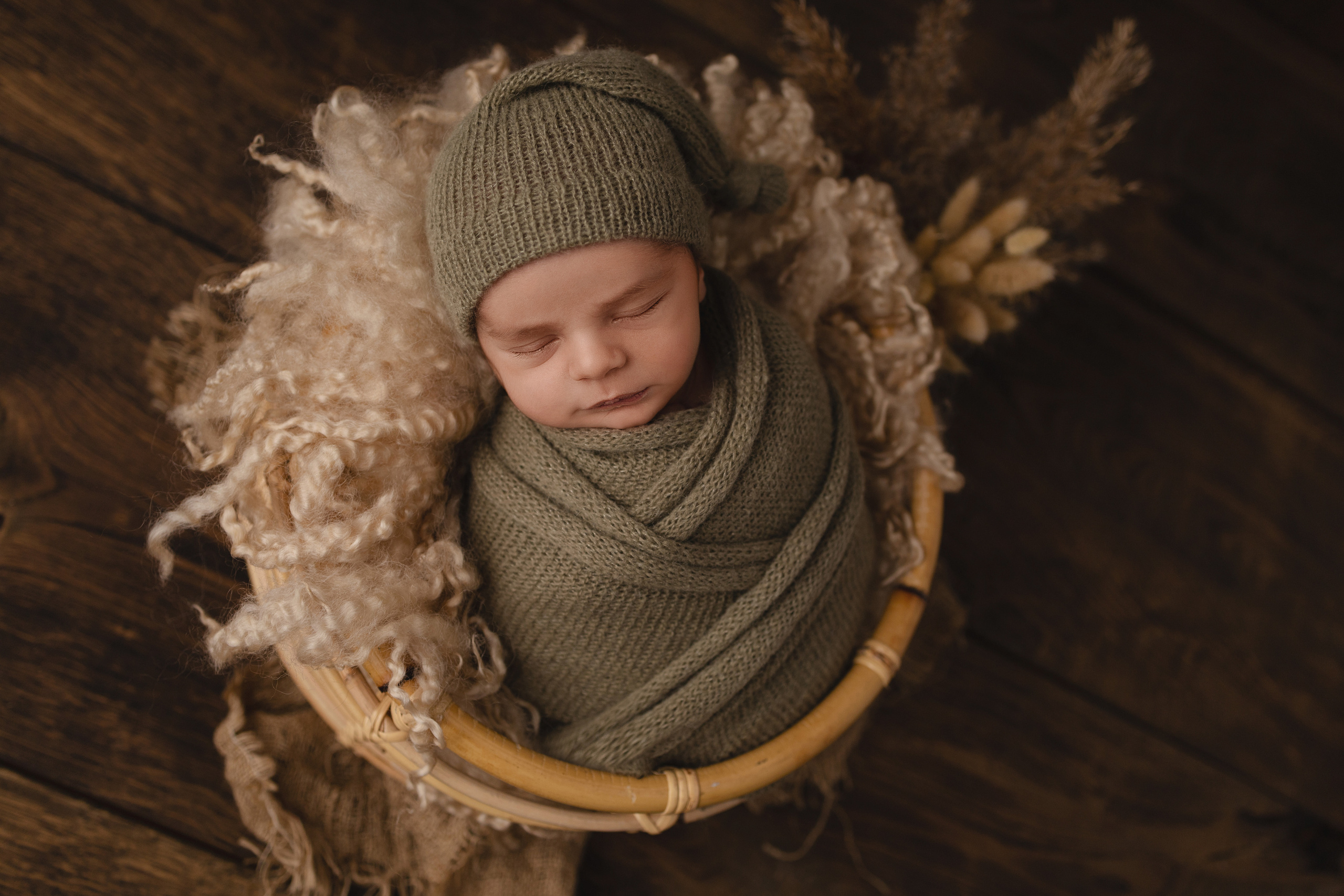 Neugeborene. Neugeborene- Schwangerschaft- und Kinder Fotografin in Lehre