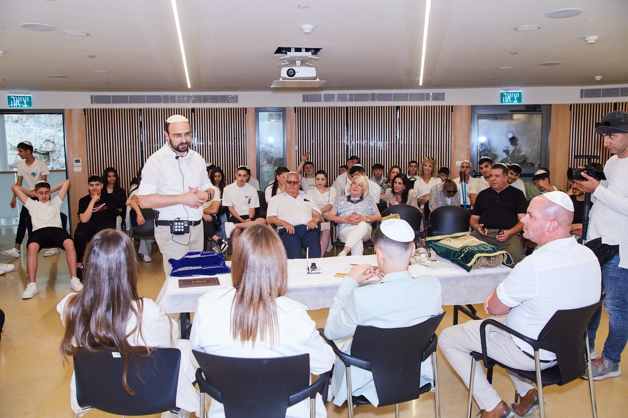 Бар-мицва на Котеле 2. Портретный и репортажный фотограф в Израиле Рома Бирман