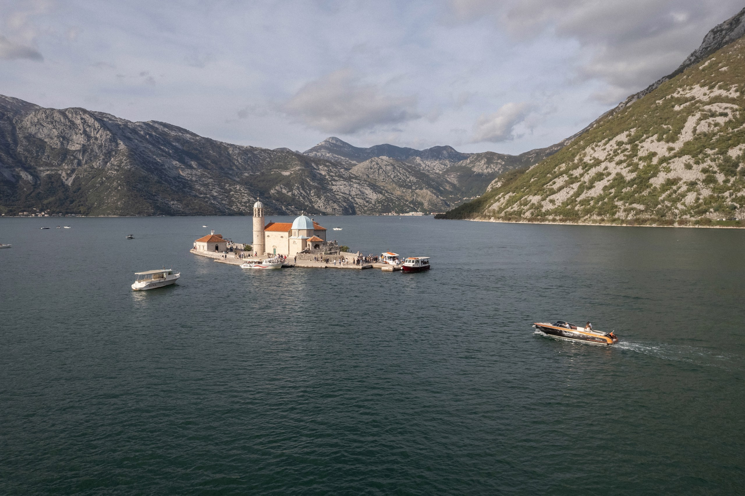 Boat tour from One&Only for the photoshoot