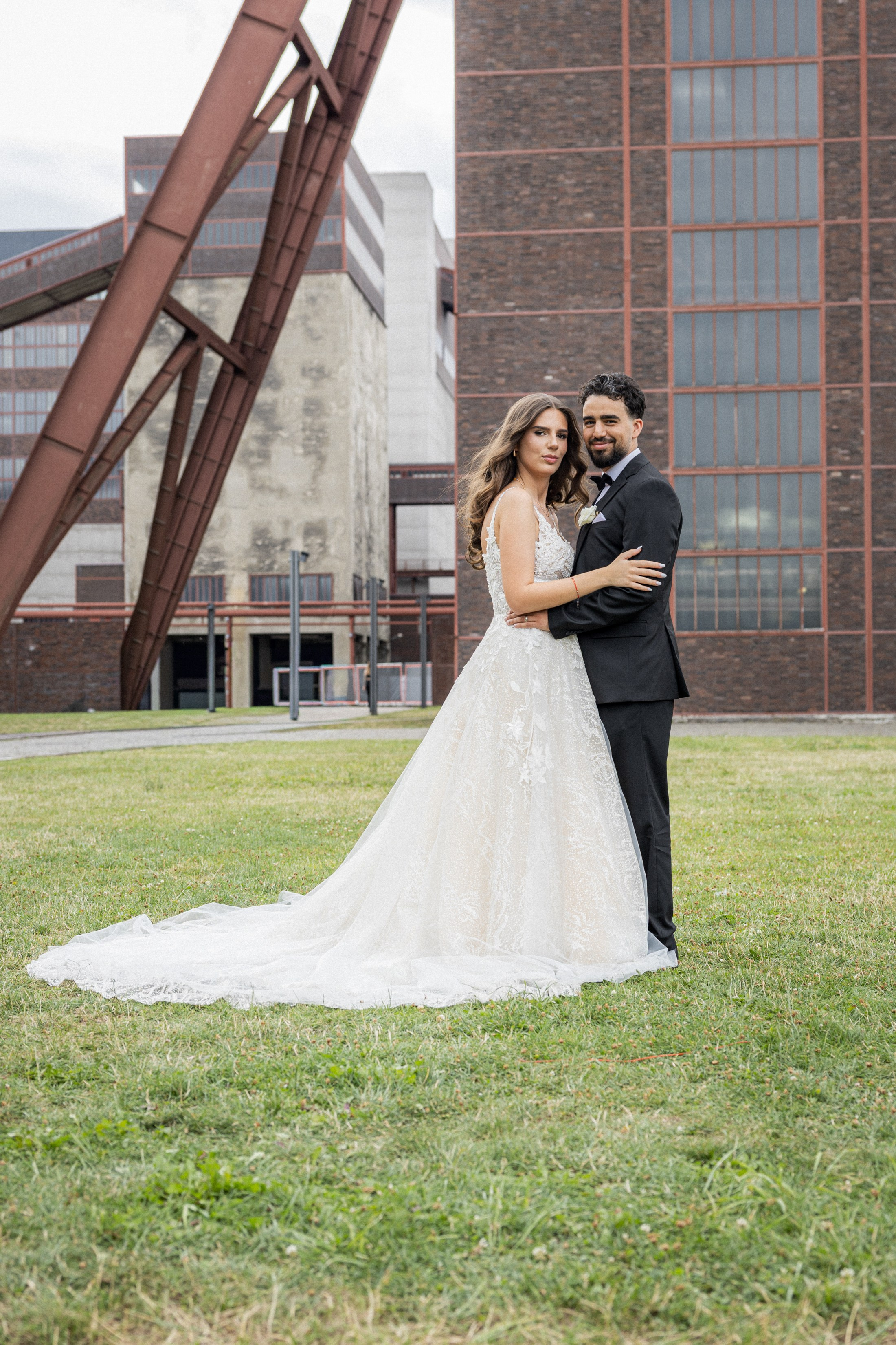 Hochzeit in Essen im Sommer – Natürliche Hochzeitsfotos & Emotionale Reportagen!. Hochzeitsfotografin in Gütersloh | Authentische Hochzeitsreportagen | TK Photographie