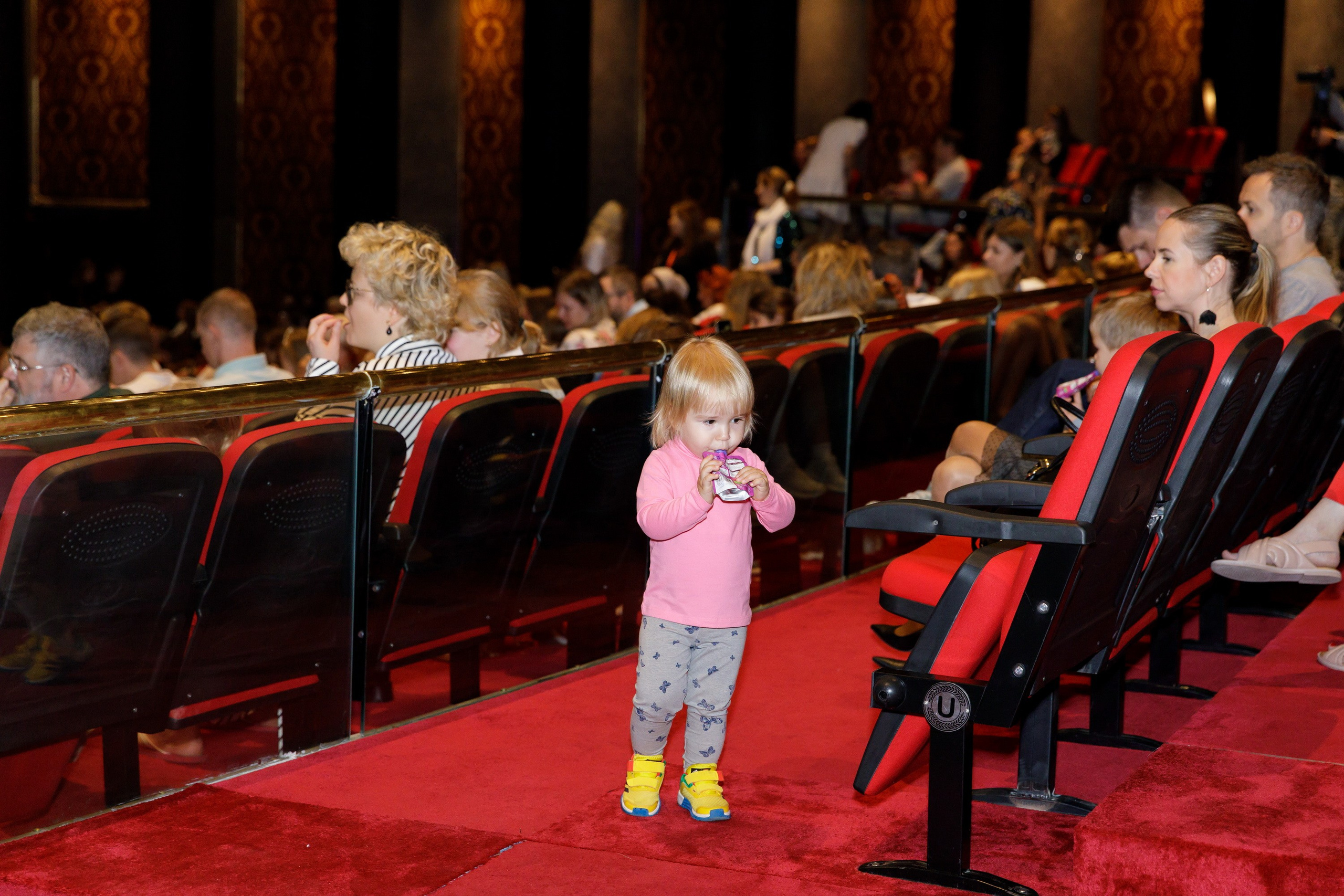 Новогодняя сказка для журнала Русские Эмираты, Дубай 2024. Фотограф Анна Кучерявая | Свадьбы и мероприятия в Дубае