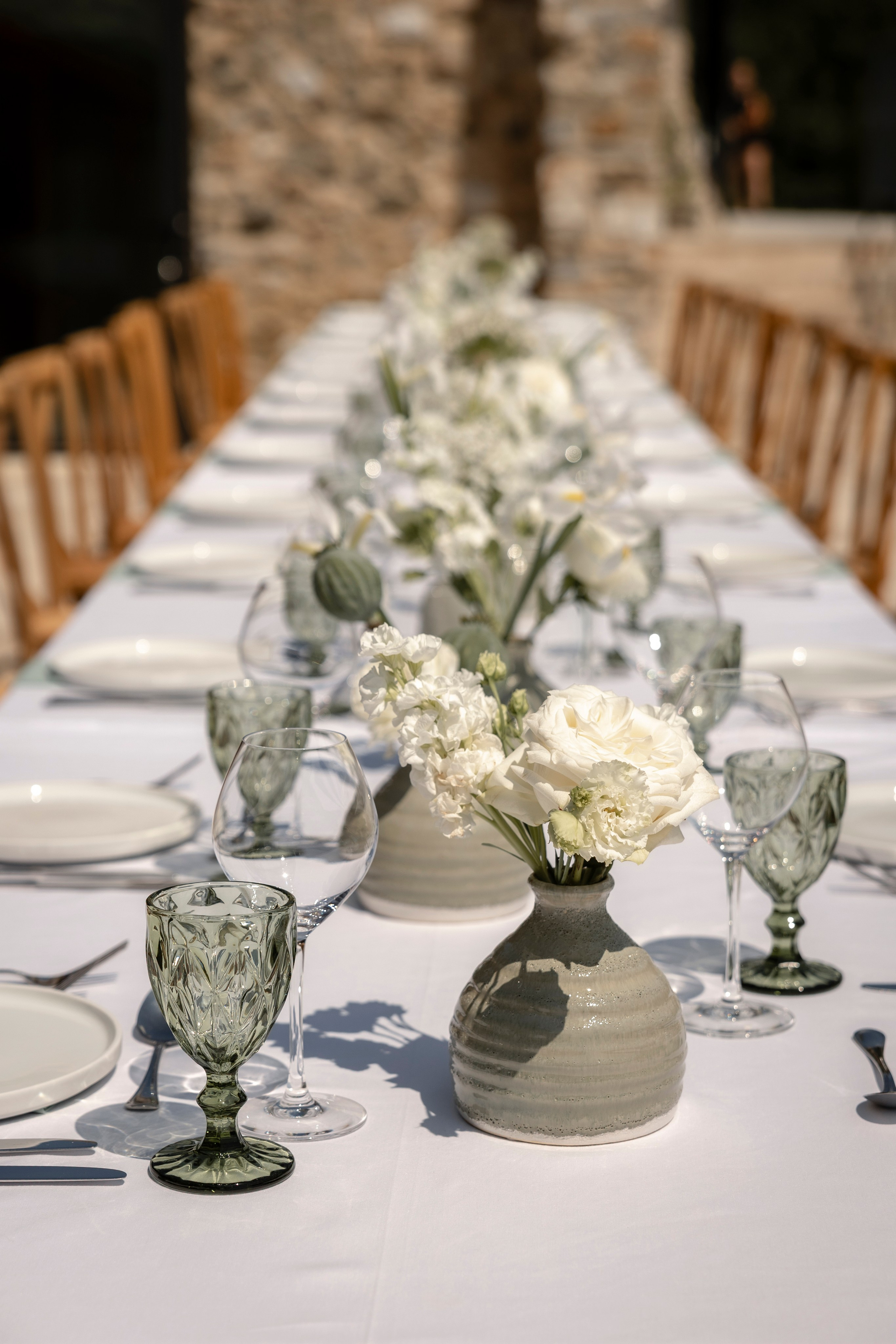 Modern Château Wedding in Occitanie — Domaine de Merlac. Eugénie Smirnova — Wedding & Elopement Photographer in Southwest France