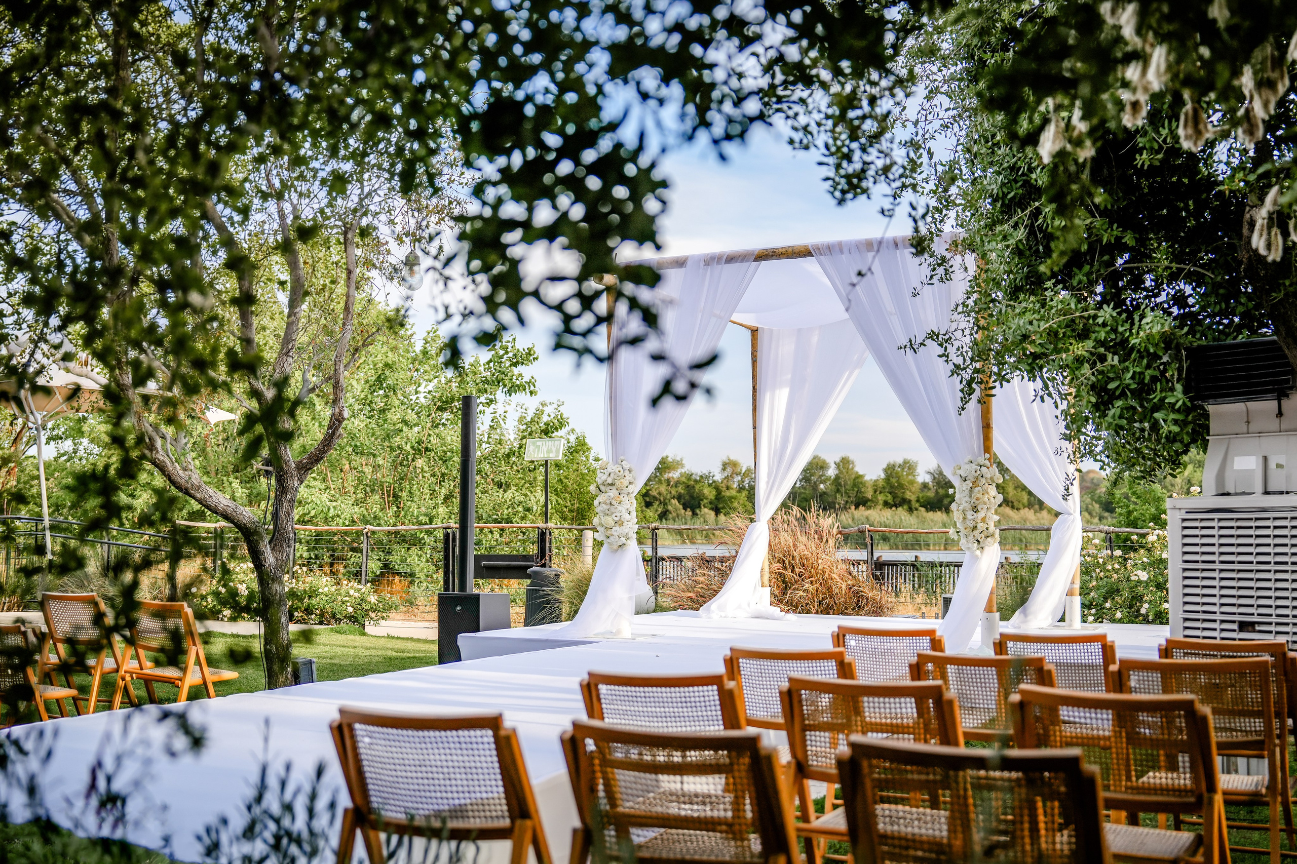 עיצוב ואווירה לחתונות. לופו צלמים — צילום חתונות ואירועים