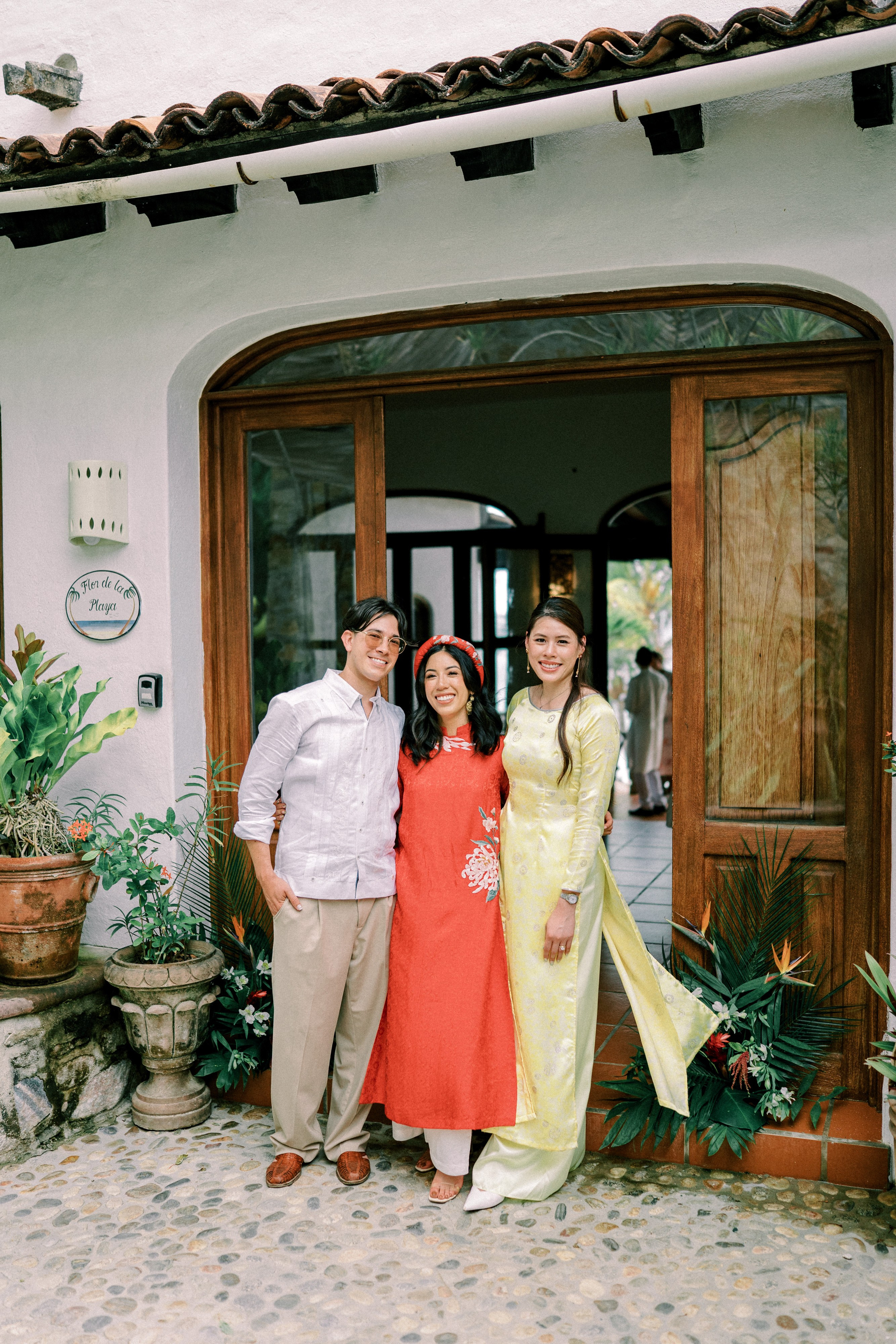Sneak Peek Vivian & Santiago. Sayulita Wedding Photographer, Puerto Vallarta, Cabo