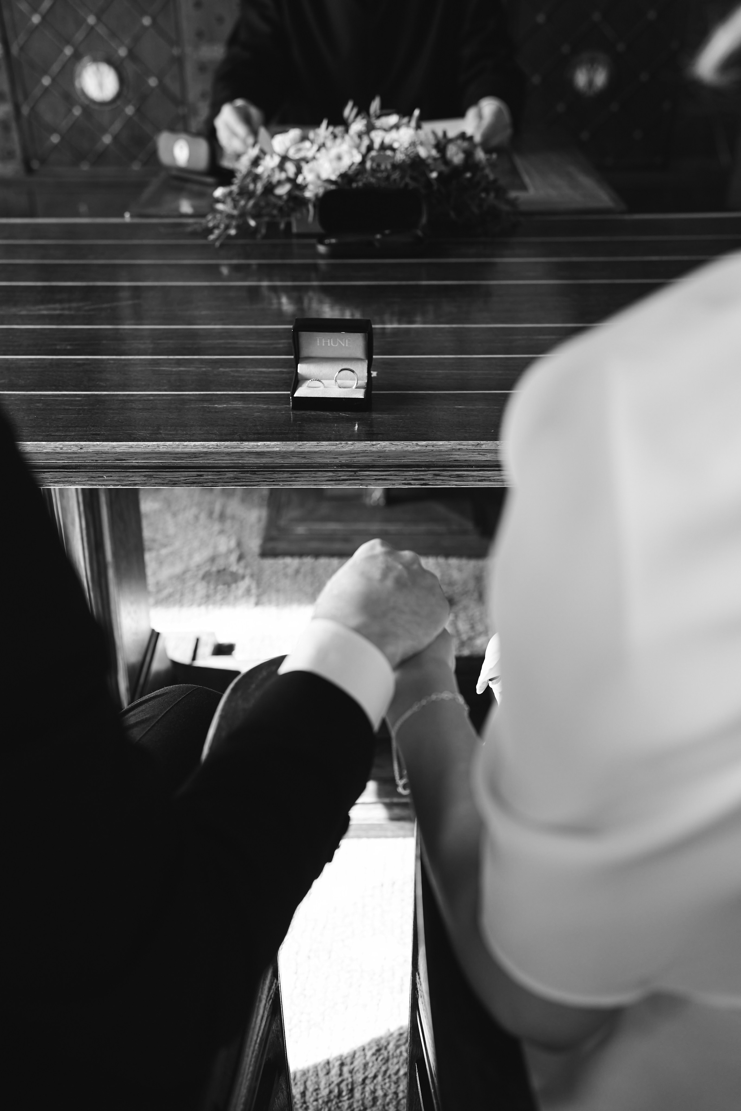 Dokumentarisk og ekte bryllupsfotografil. Bryllupsfotograf i Oslo. André Korsak – candid og dokumentarisk fotograf