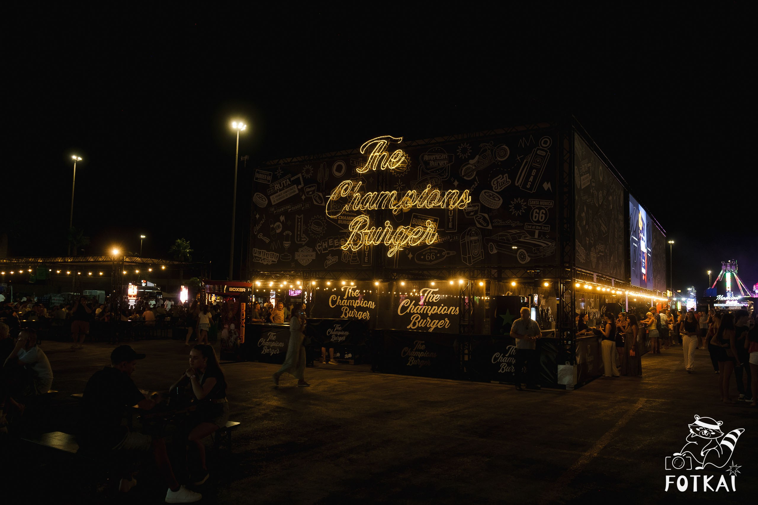 The Champions Burger en Torrevieja: Reportaje fotográfico 22.08.25 | FOTKAI