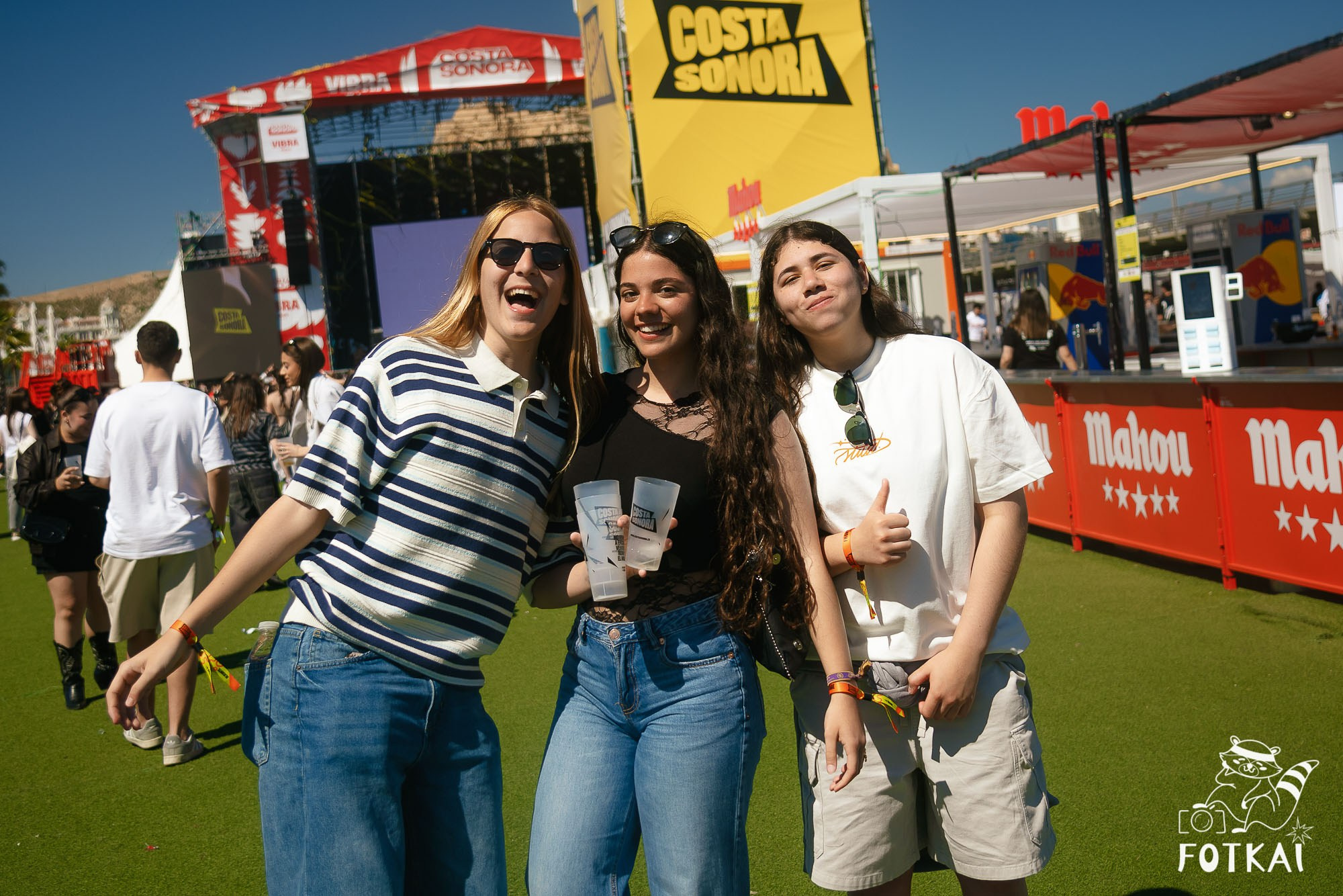 Fotos Costa Sonora 2026 Alicante Día 2 — busca tu foto y encuentra amigos del festival | FOTKAI