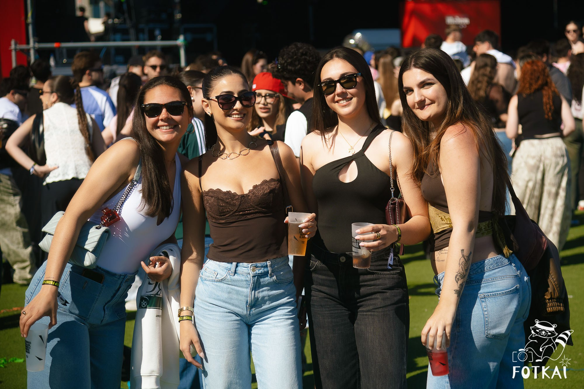 Fotos Costa Sonora 2026 Alicante Día 2 — busca tu foto y encuentra amigos del festival | FOTKAI