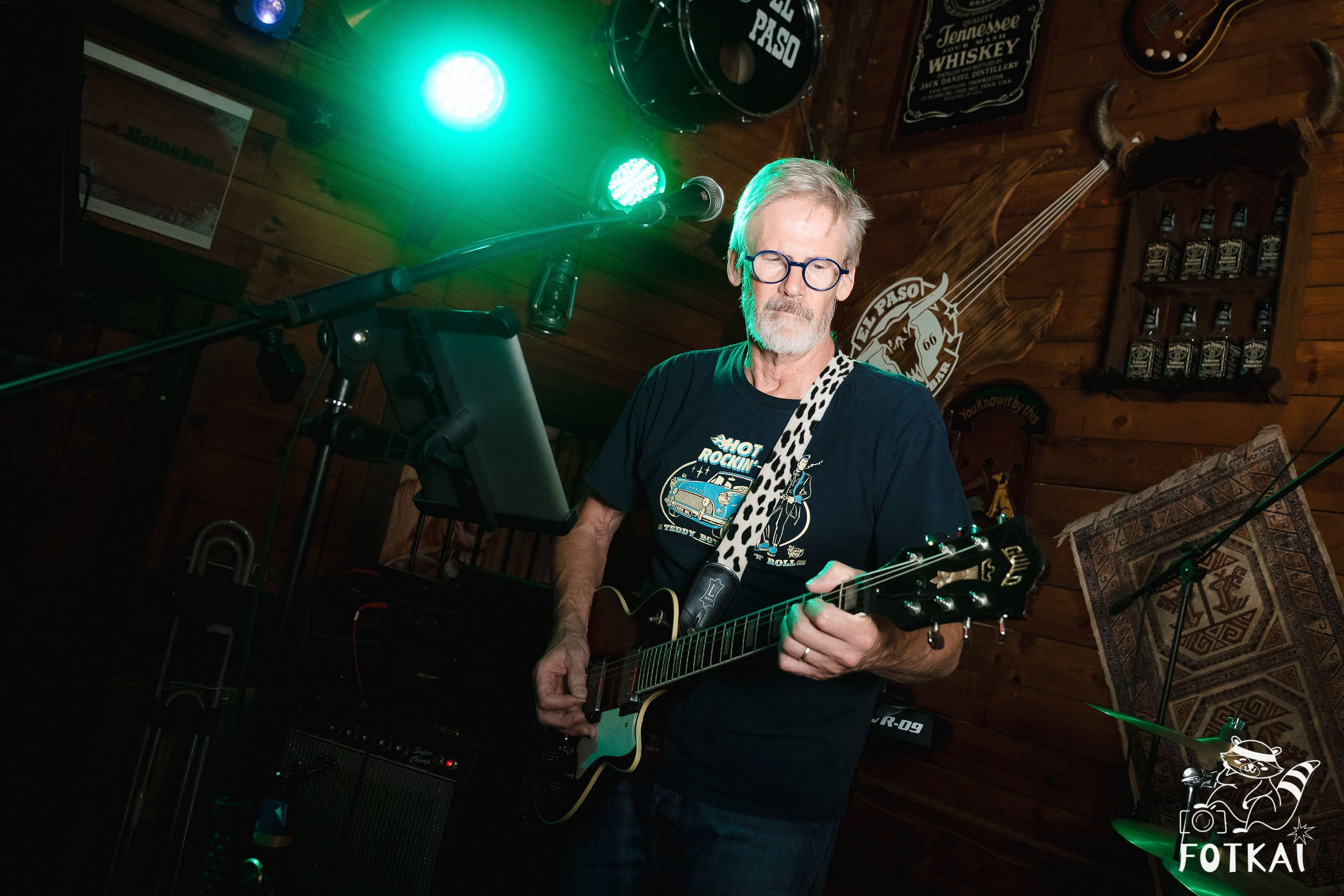 MonTorre Band en El Paso Rock Bar Torrevieja: Reportaje fotográfico 27.09.25 | FOTKAI