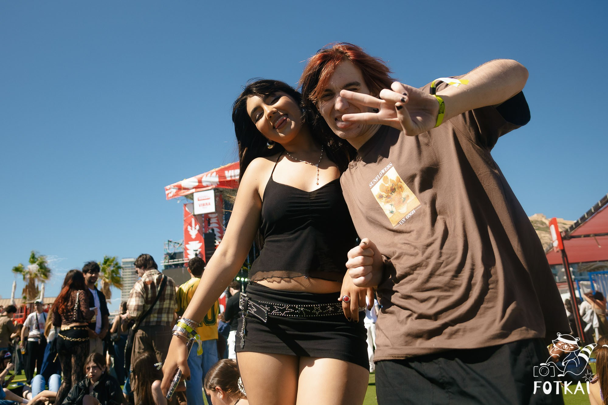 Fotos Costa Sonora 2026 Alicante Día 2 — busca tu foto y encuentra amigos del festival | FOTKAI
