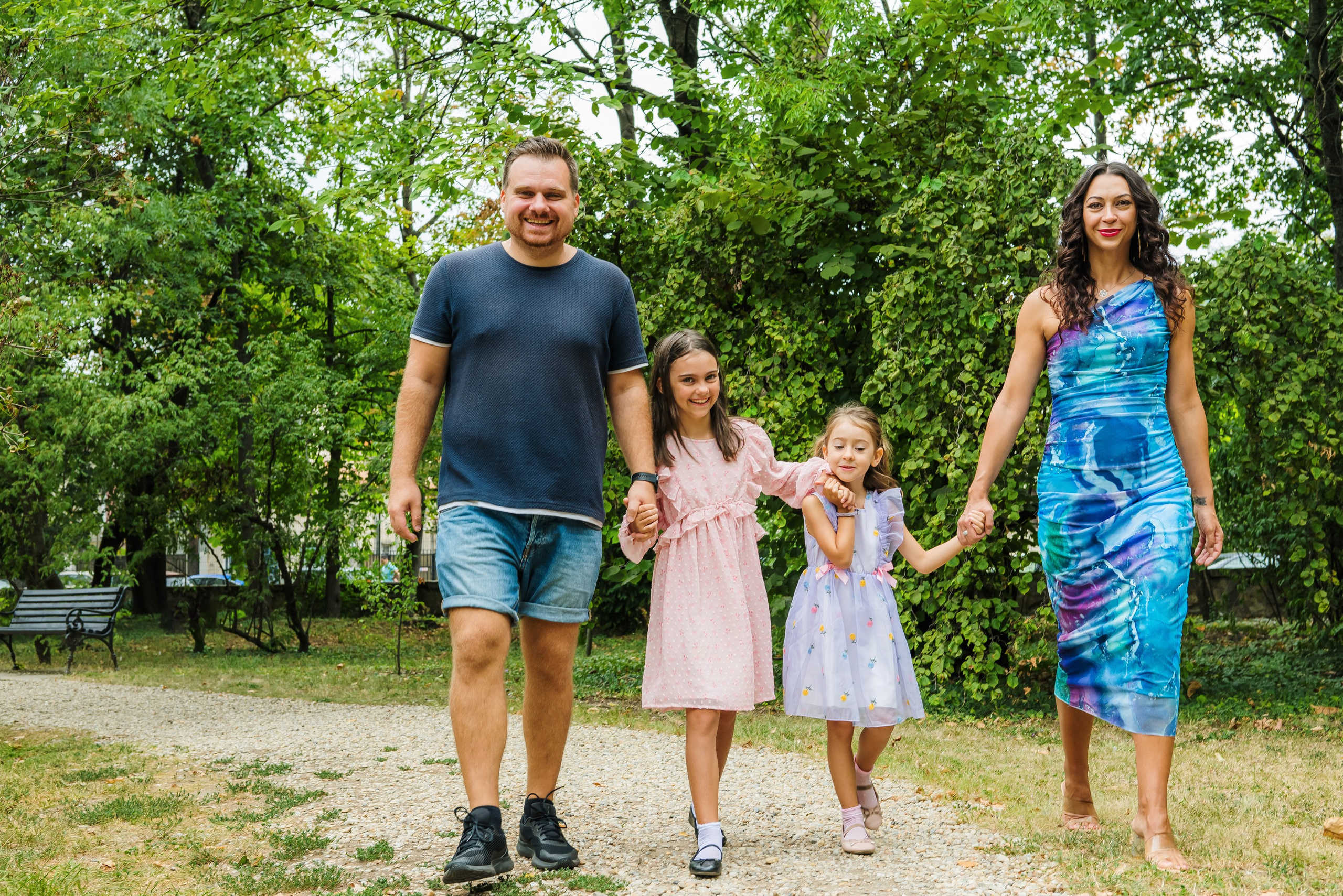 Sedinte foto in natura. Daria Kids Photo by Alexandra Tomoiu | Fotograf familie si evenimente | Militari Residence, Bucuresti