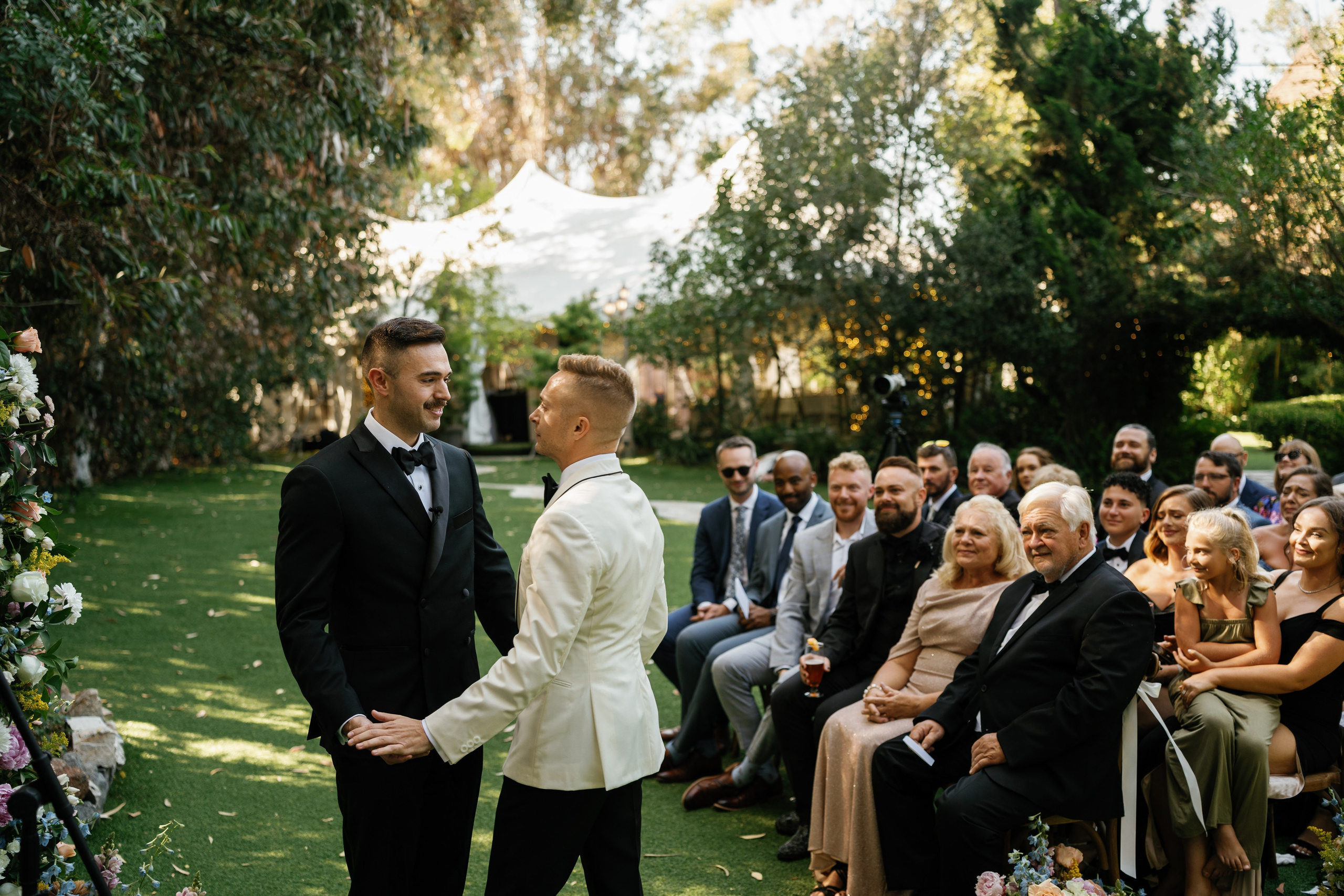 LGBT wedding photographer in California. Wedding Photography & Videography Team in California, Los Angeles, San Francisco, San Diego and Travel