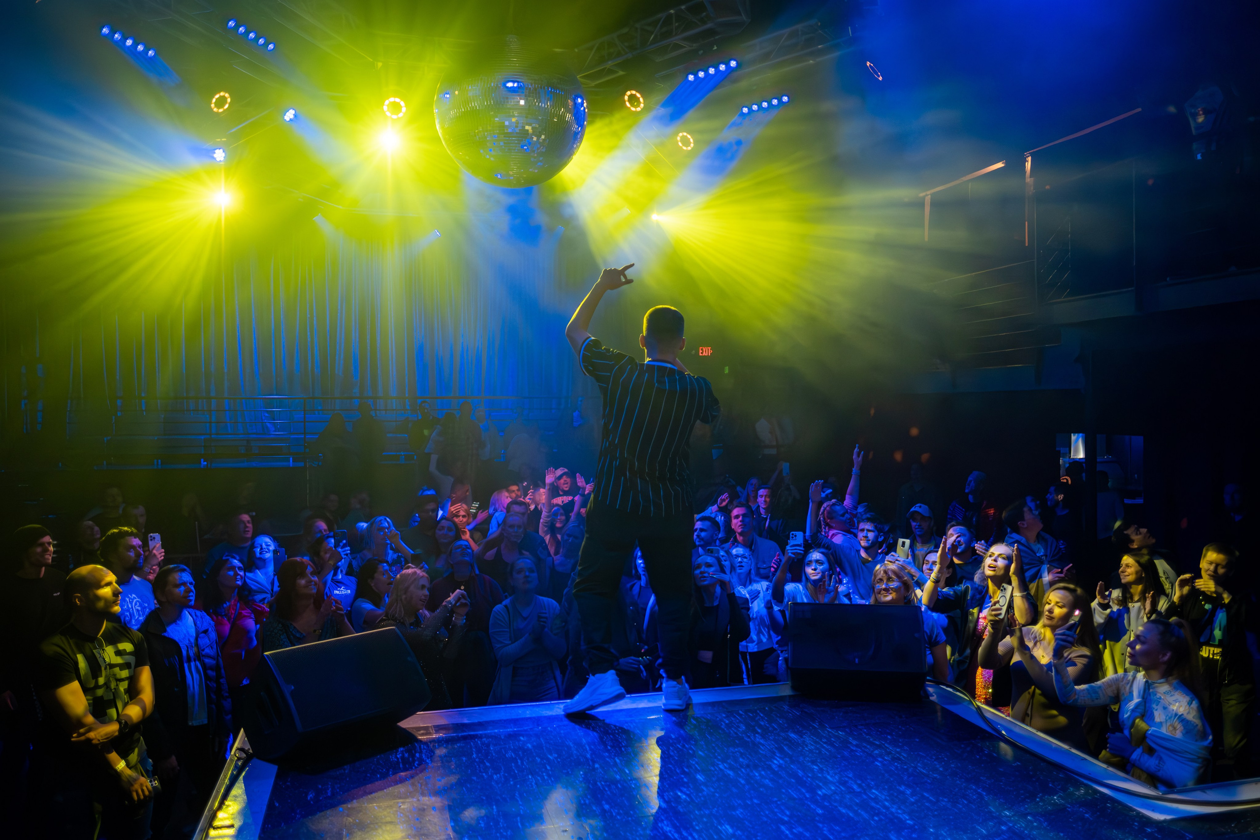 SHUMEI_YAKTAK_QUESTPISTOLS / 2023. Reportage concert portrait photography in the San Francisco Bay Area