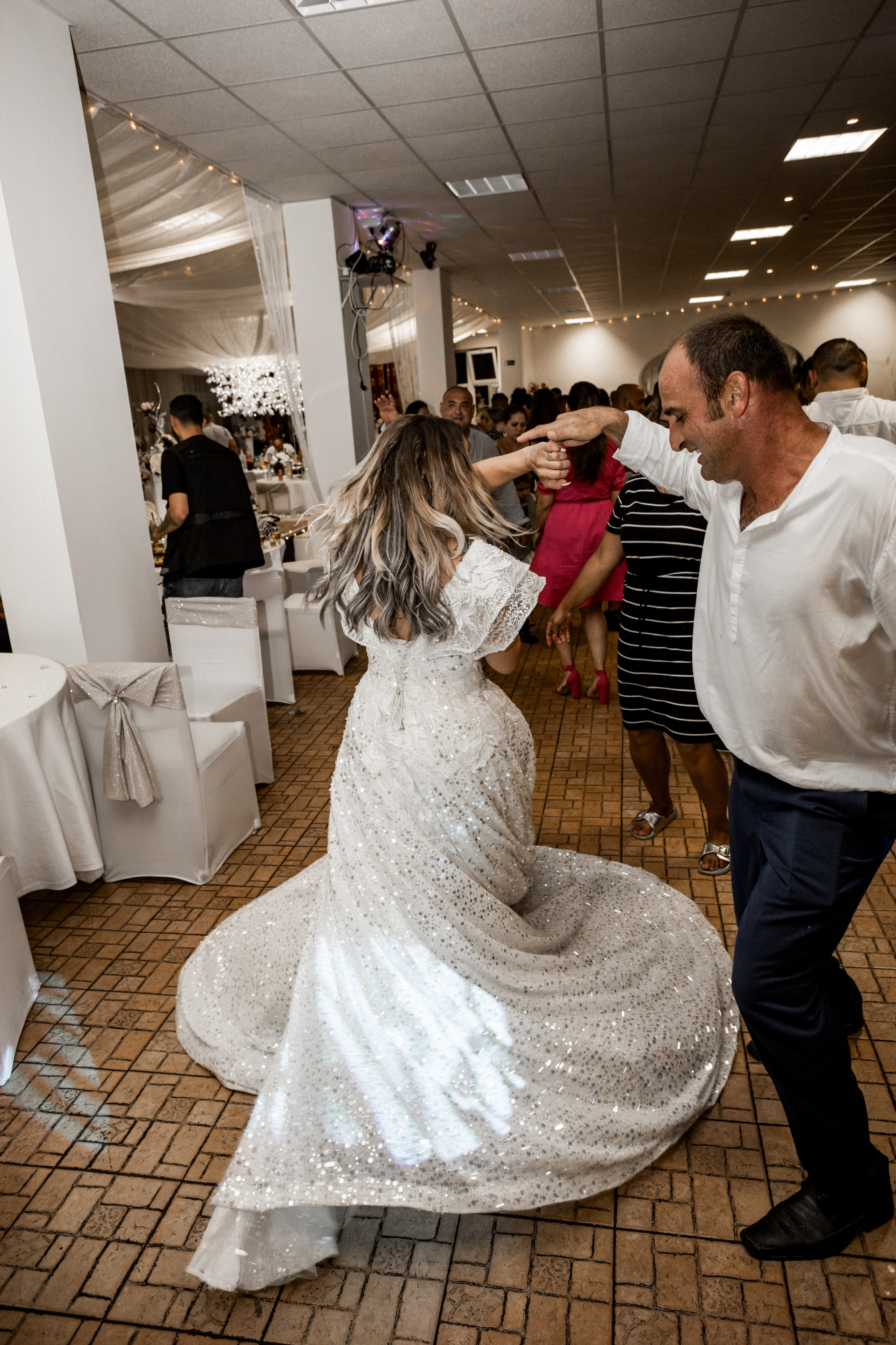 Pavel & Yveta. Svatební fotograf a kameraman v Česku a po celé Evropě — Teplice, Ústí nad Labem, Praha, Drážďany