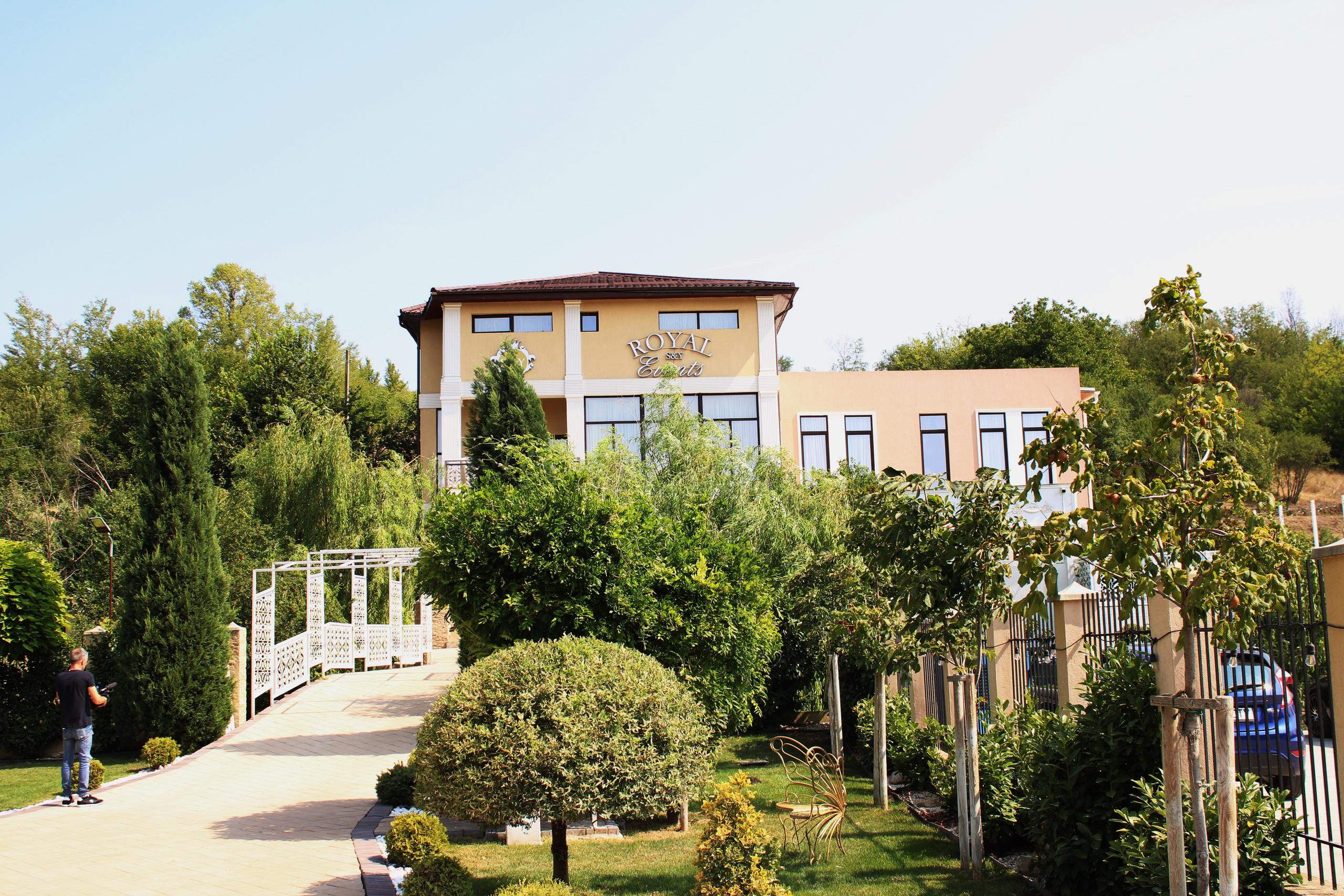 MINEL & MALINA. PETRU BYZO - family and children photographer in ROMANIA