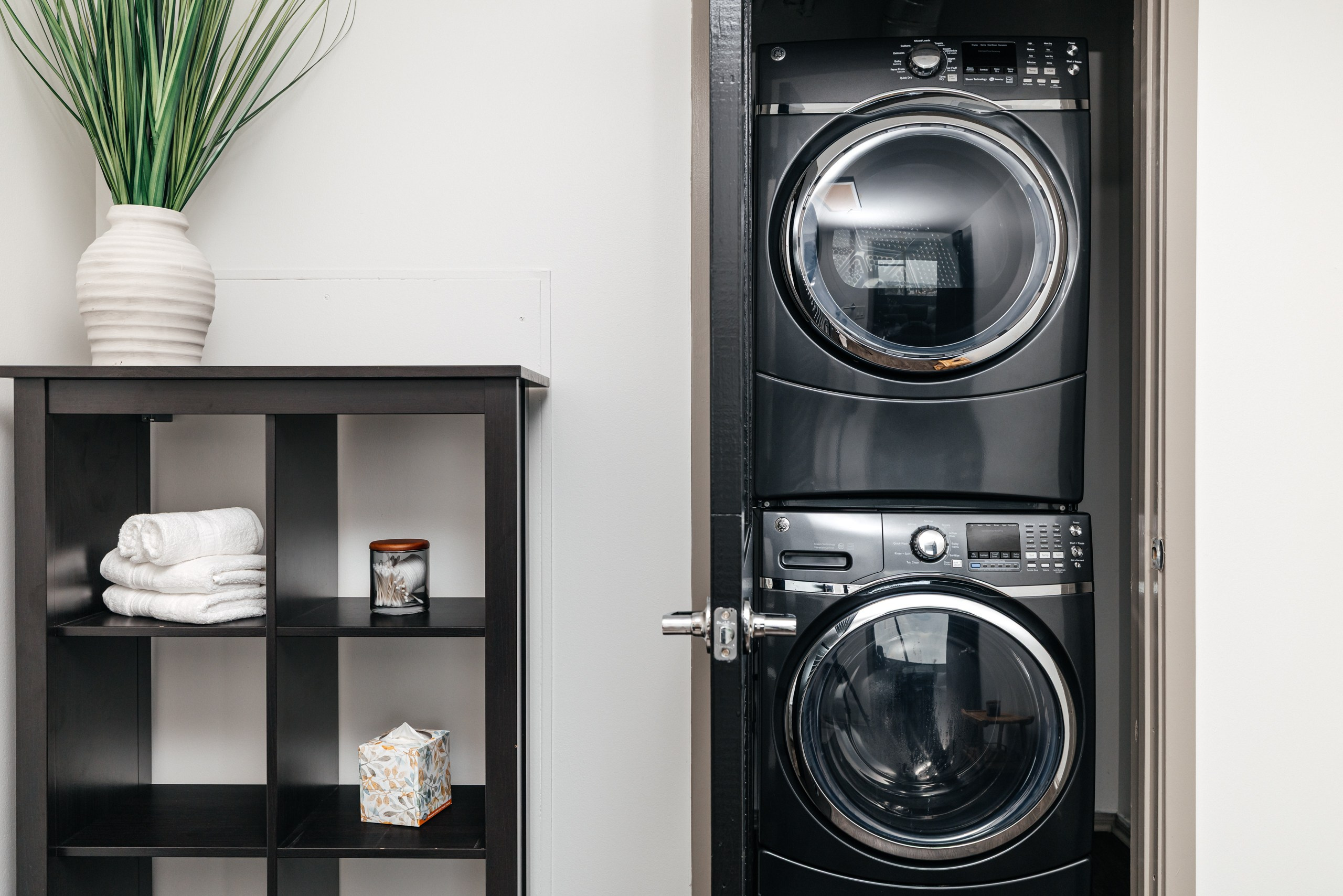 Flippant Apartments. Photographer Andrei White