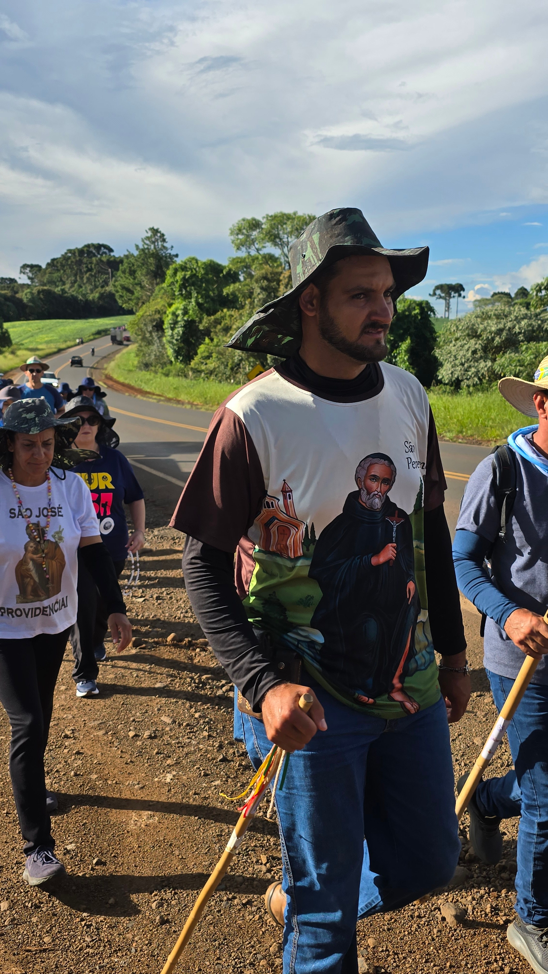 Peregrinação Nossa Senhora de Belém. Handa Produções