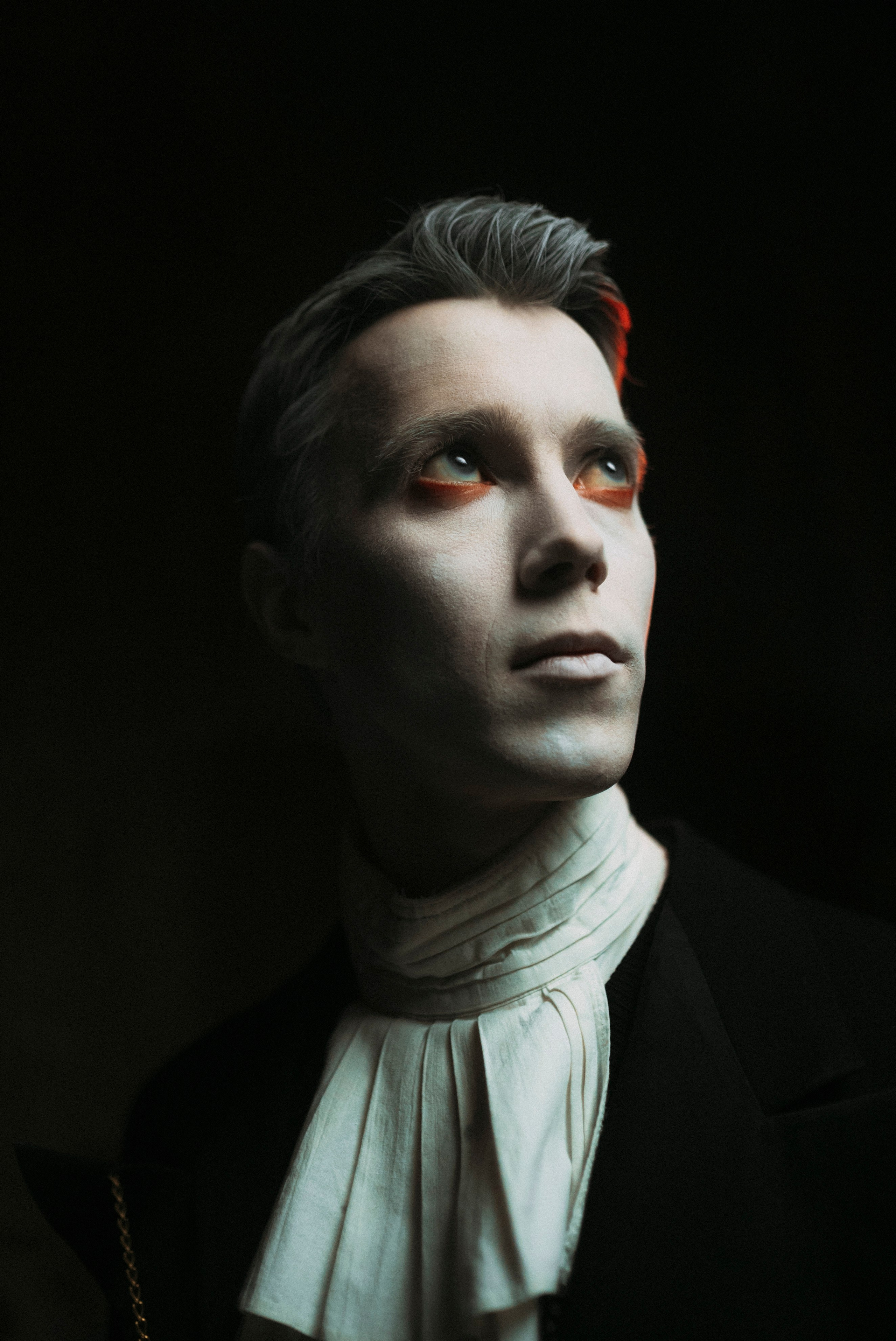 ВАМПИРЫ ДЕКОНСТРУКЦИЯ. Стрит-фотография, полная абсурда, идиотизма и красоты