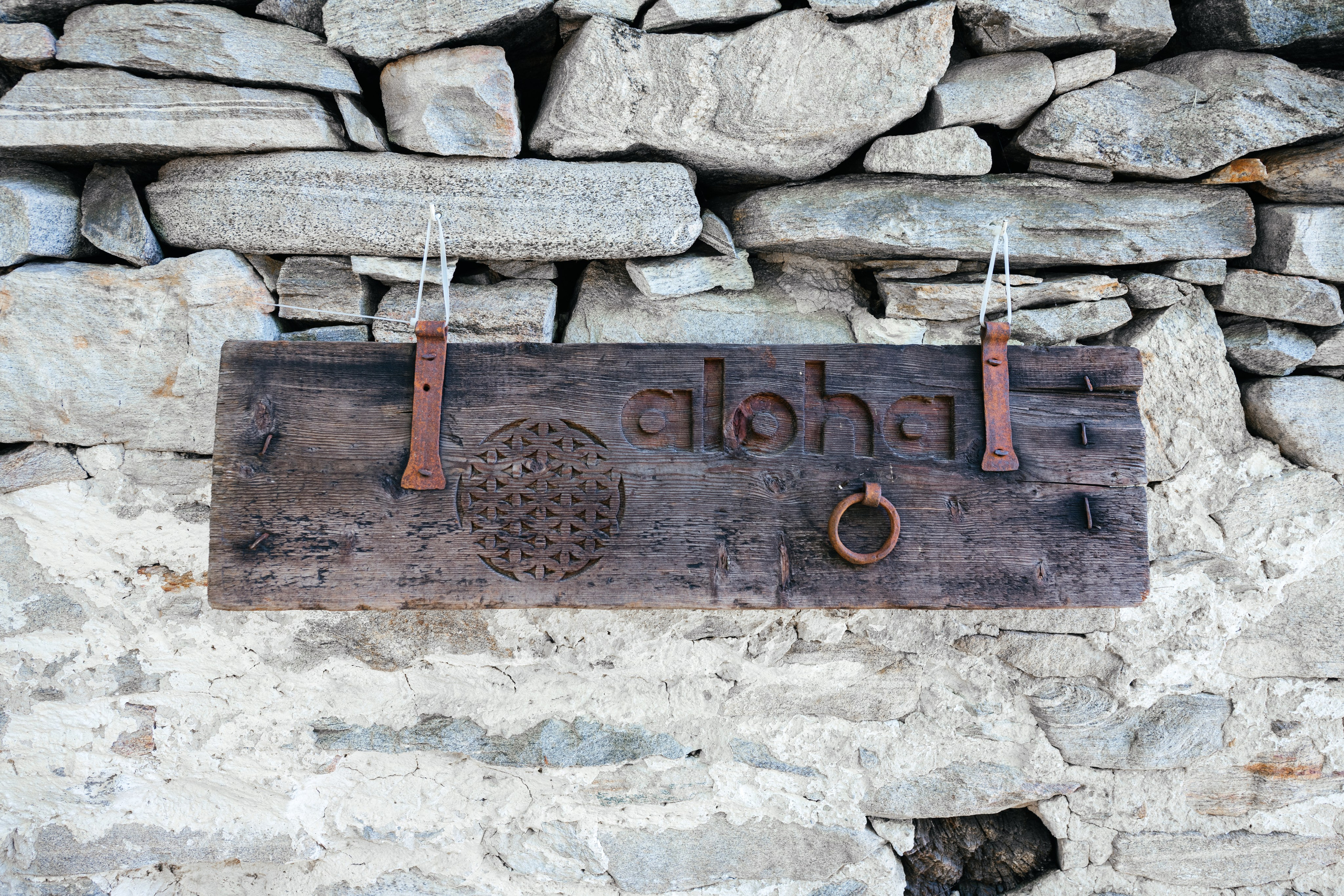 Rustico, VAL RESA, TICINO. Hallo! Ich bin Elena und arbeite als Immobilienfotografin