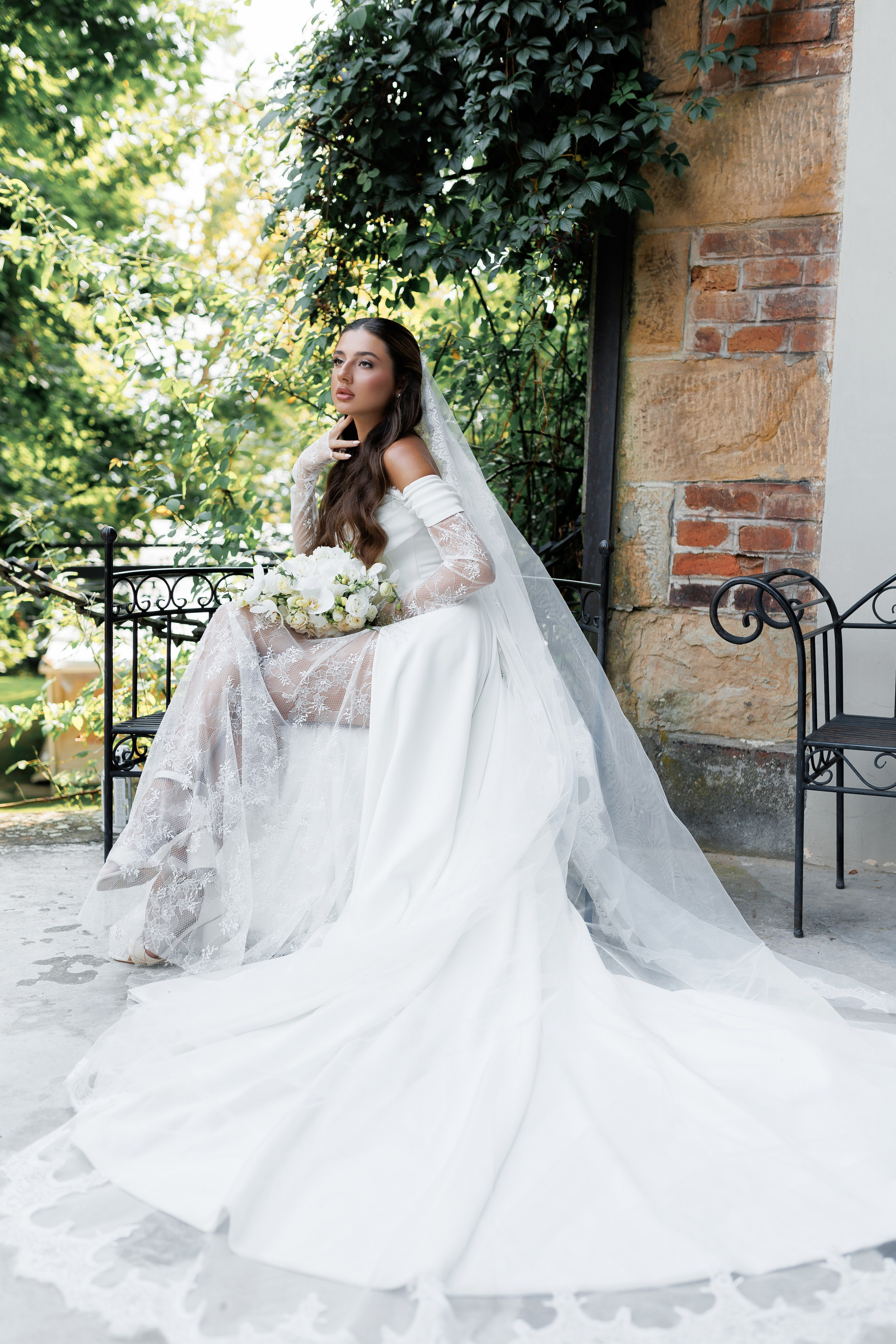 Palac Zelenskich. Fotograf ślubny i rodzinny w Krakowie Yana Klymova