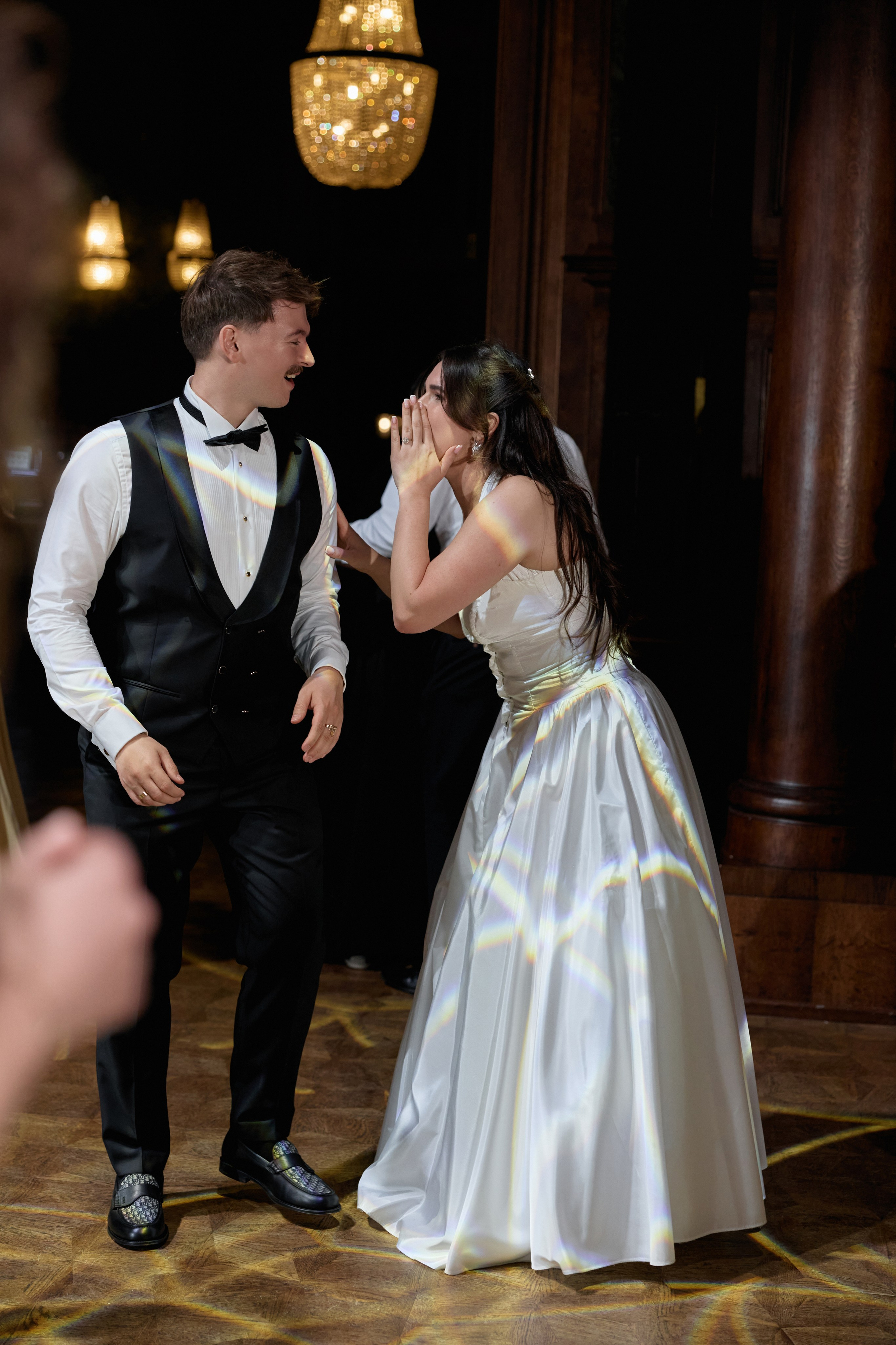 Wiktoria & Kacper. Pałac Goetz. Fotograf ślubny i rodzinny w Krakowie Yana Klymova