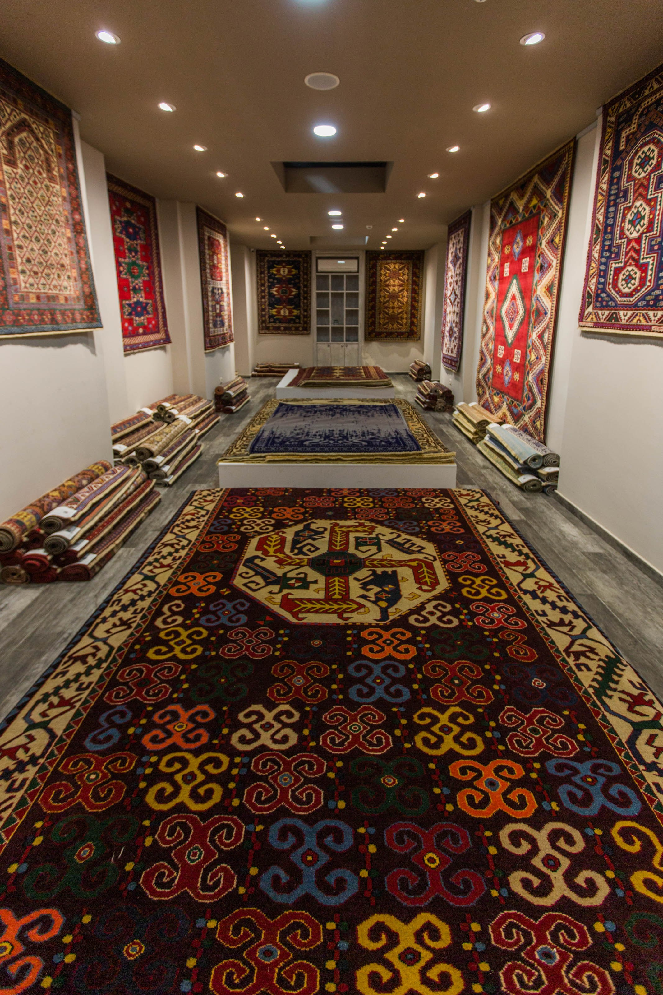 “Azerxalcha” Showroom. Коммерческий фотограф в Азербайджане Бессонова Анфиса