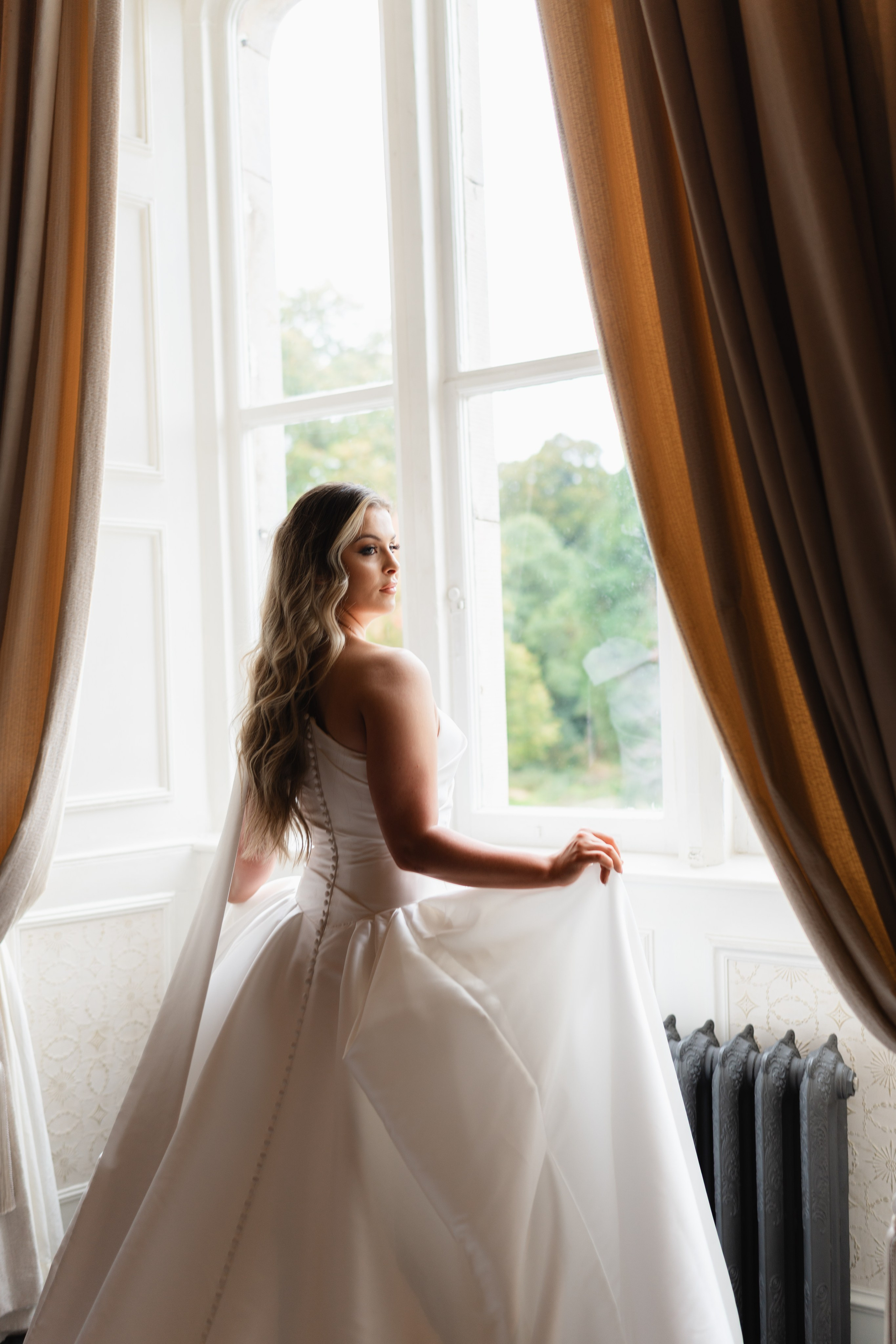 Cabra Castle, Cavan. Wedding Photographer in Dublin Miruna Daiana