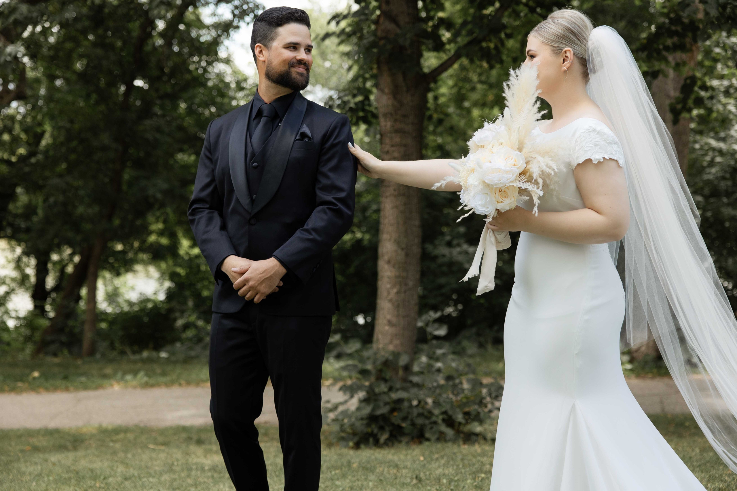 Khrystyna & Zachary (Winnipeg Art Gallery). Wedding Photographer in Winnipeg — Cinematic & Timeless by Vitiuk Photography