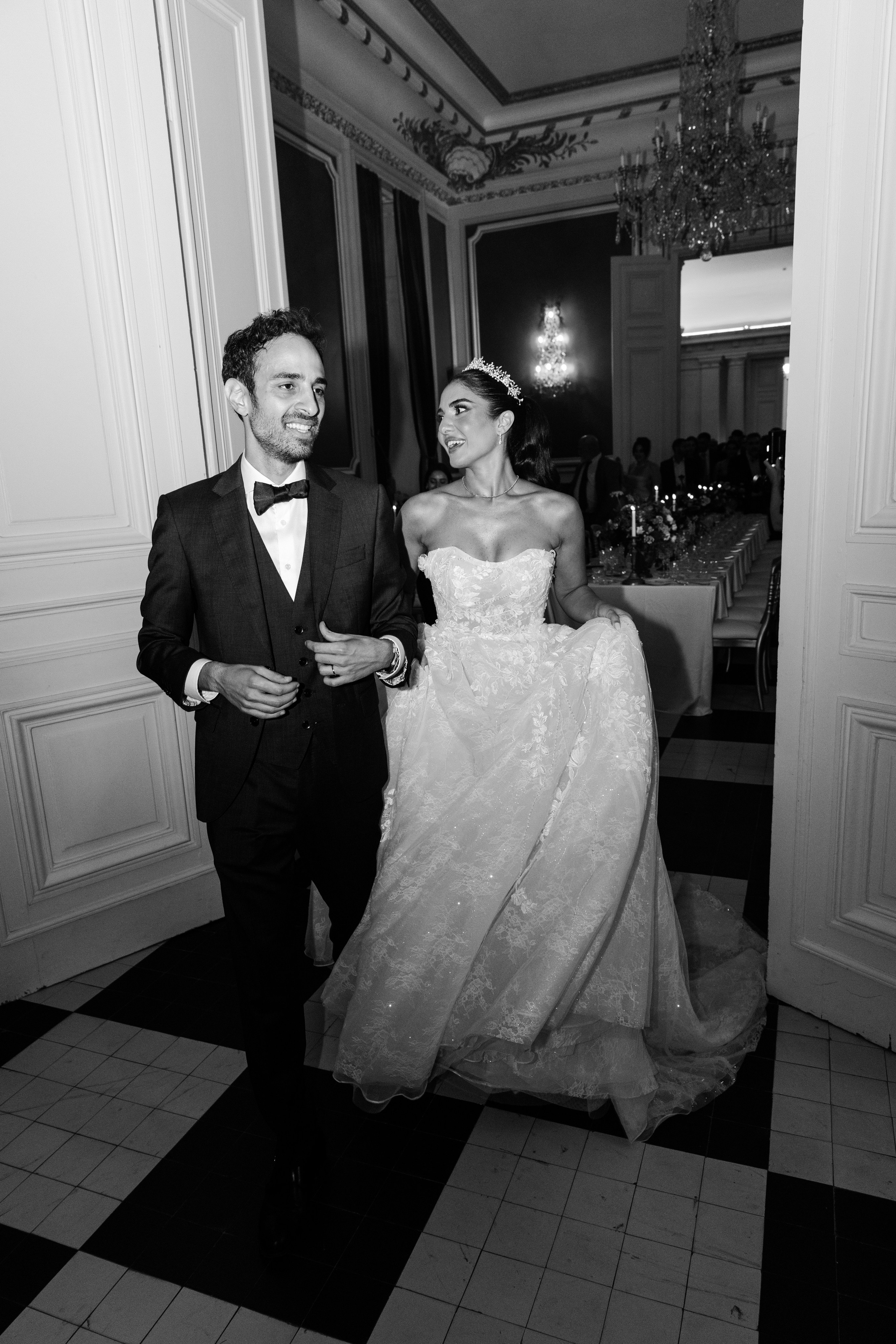 Chloe & Romeo. Photographer in Paris