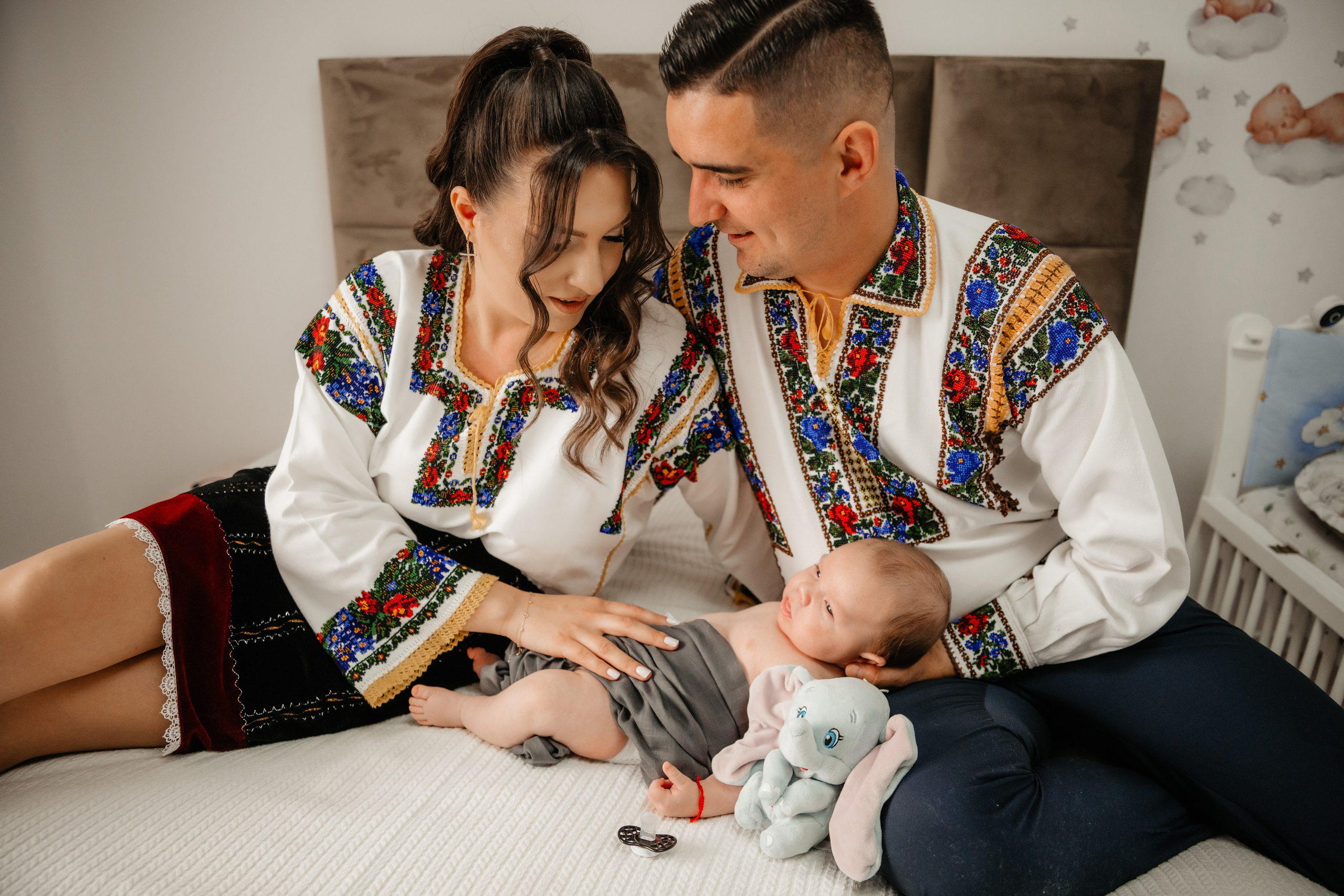 🤎 T i m o t e i  I o a n  - Taina Botezului. Wedding & Family Photographer