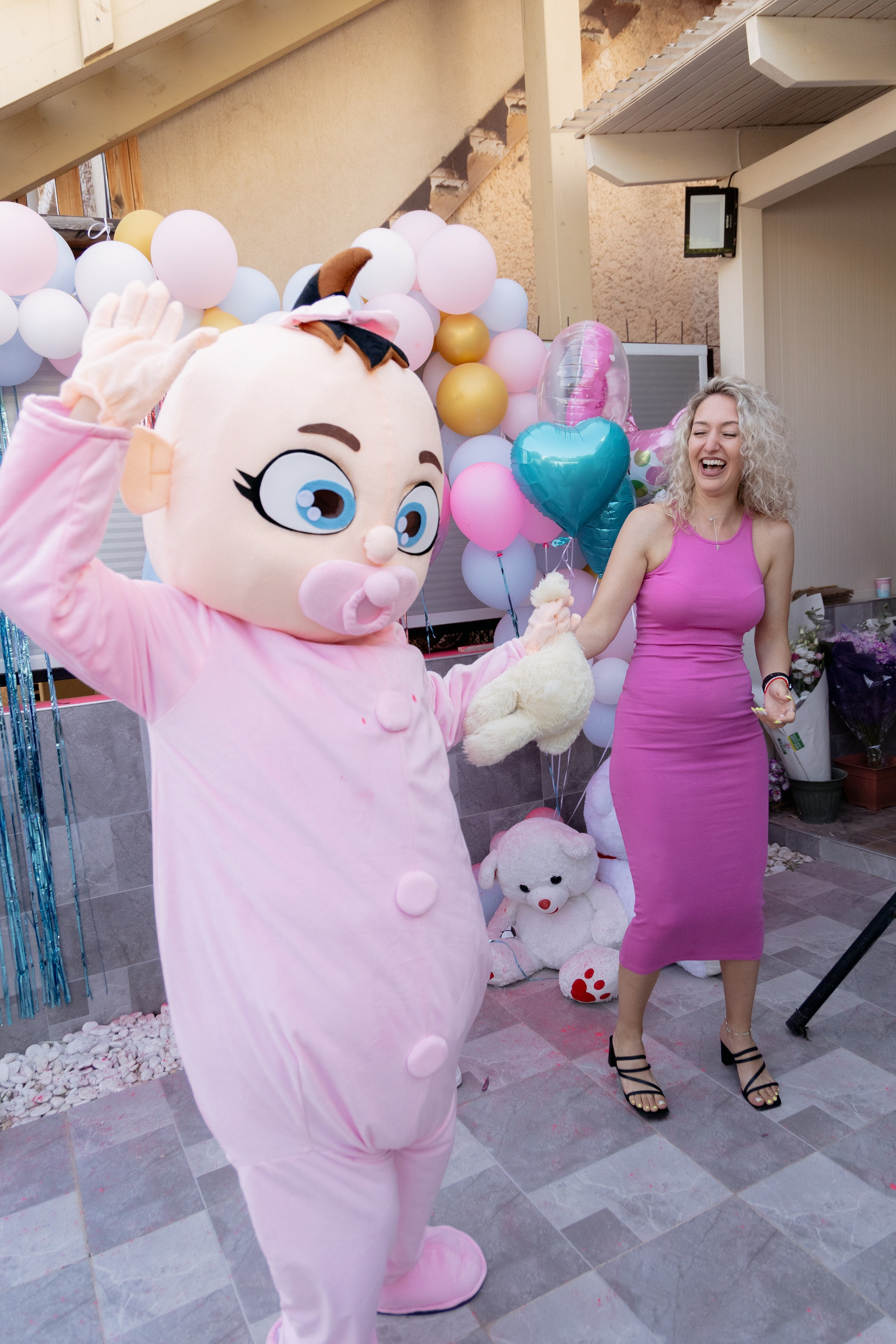 Gender Party for Alina and Michael. Home