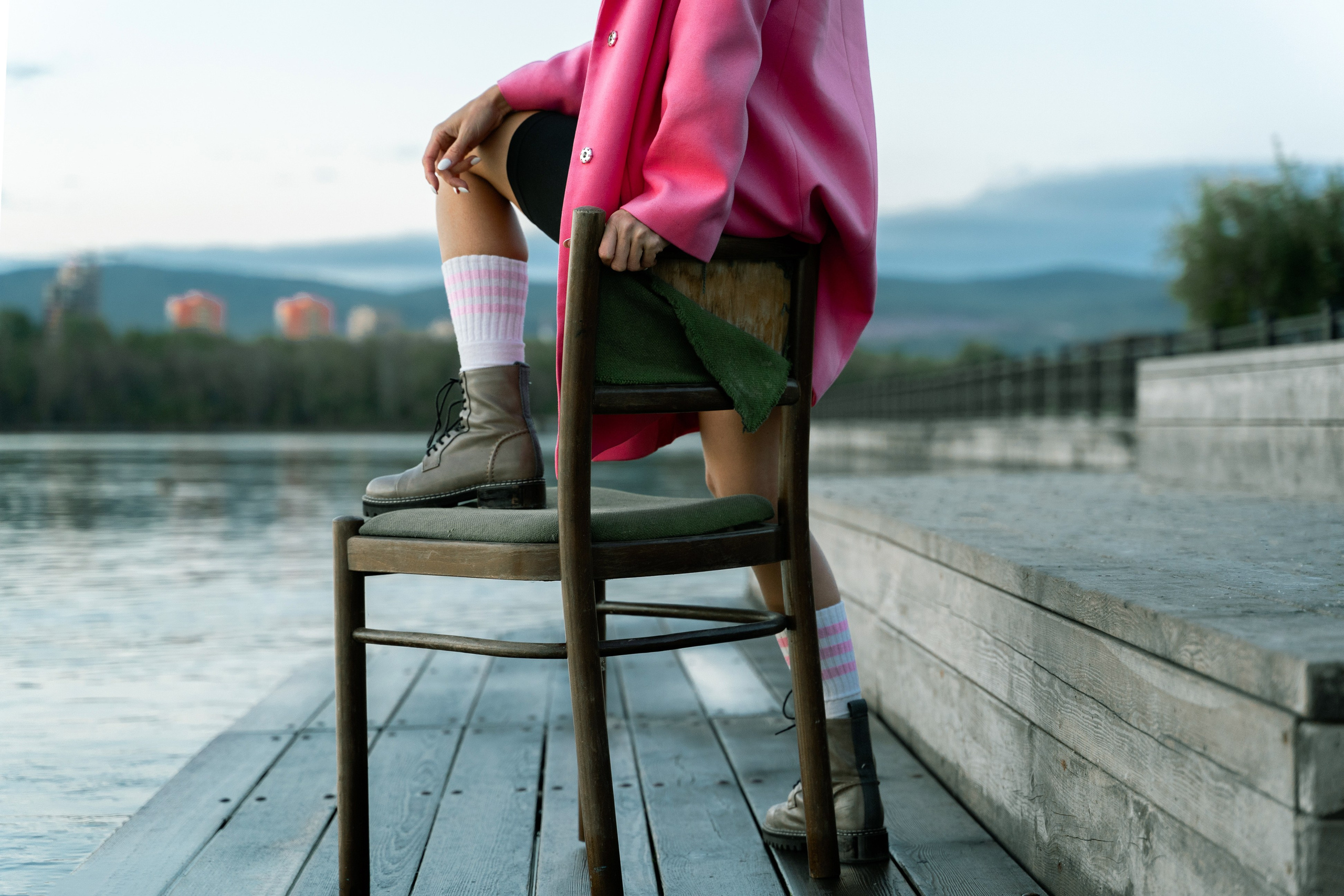 Рассвет. Стул. Фотограф в Барселоне Жанна Захарченко