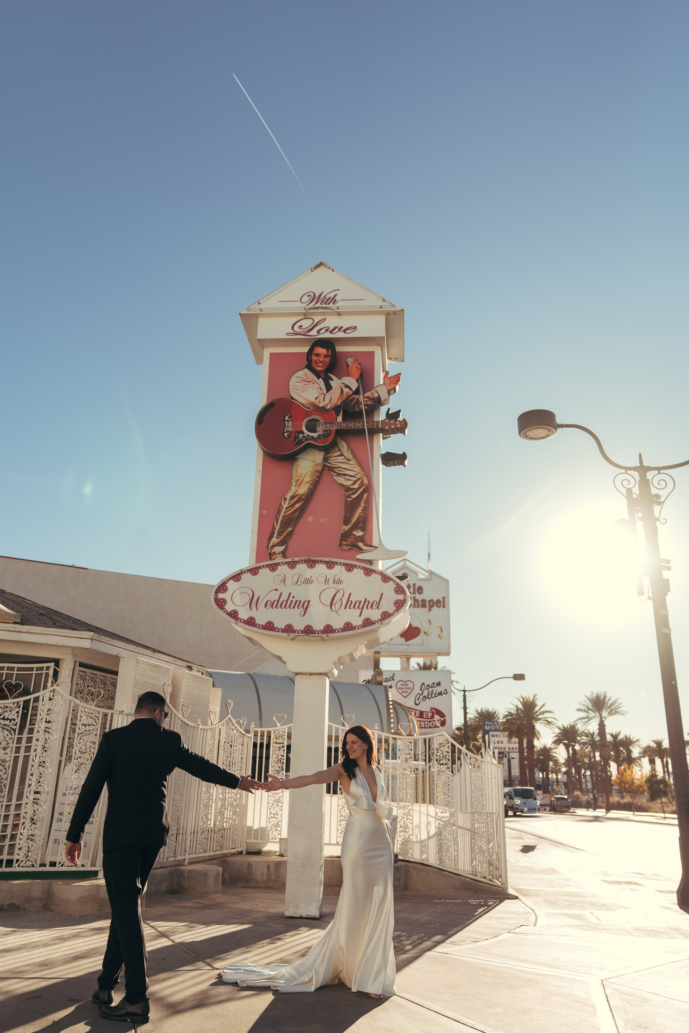 Zenaida&Eros. Wedding & elopement photographer Viktoriya Kravtsov. Las Vegas