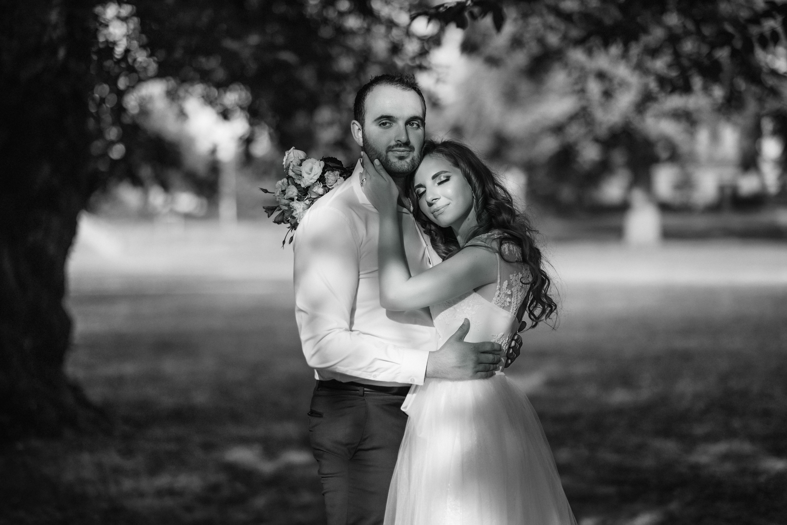 Diana & Ilaja. Wedding & portrait photography in the Seattle Area. Helen Michelle photographer