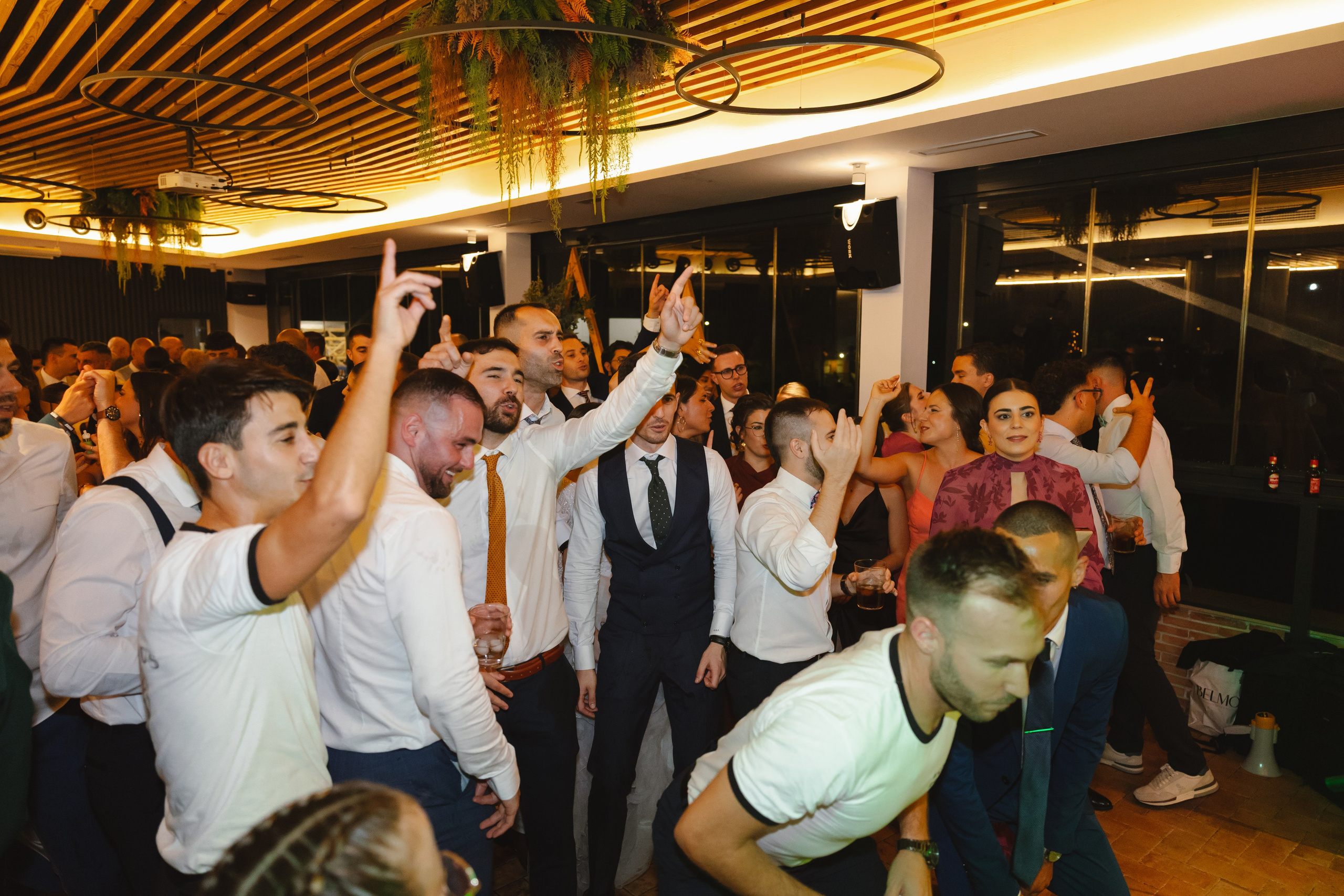 EVA & GUILLE. Fotógrafo y Videografo de bodas y eventos