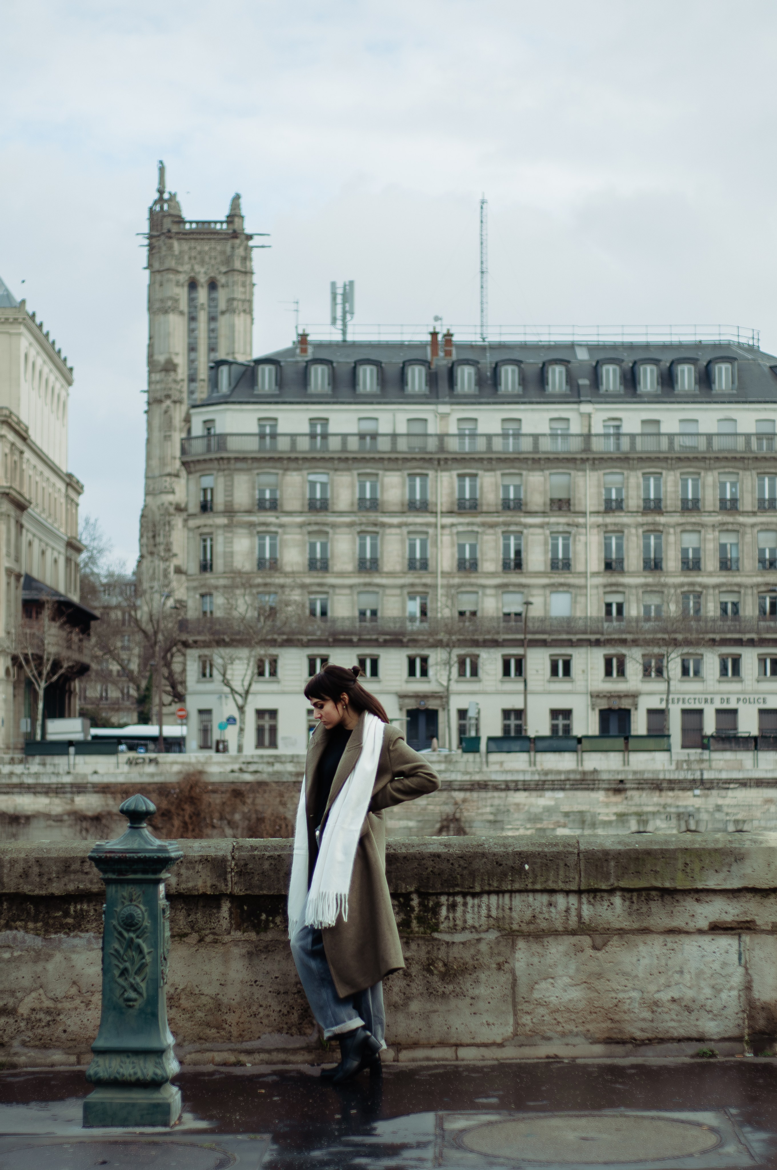 Фотосессия на острове Ситэ. Фотограф в Париже Полина Осипова