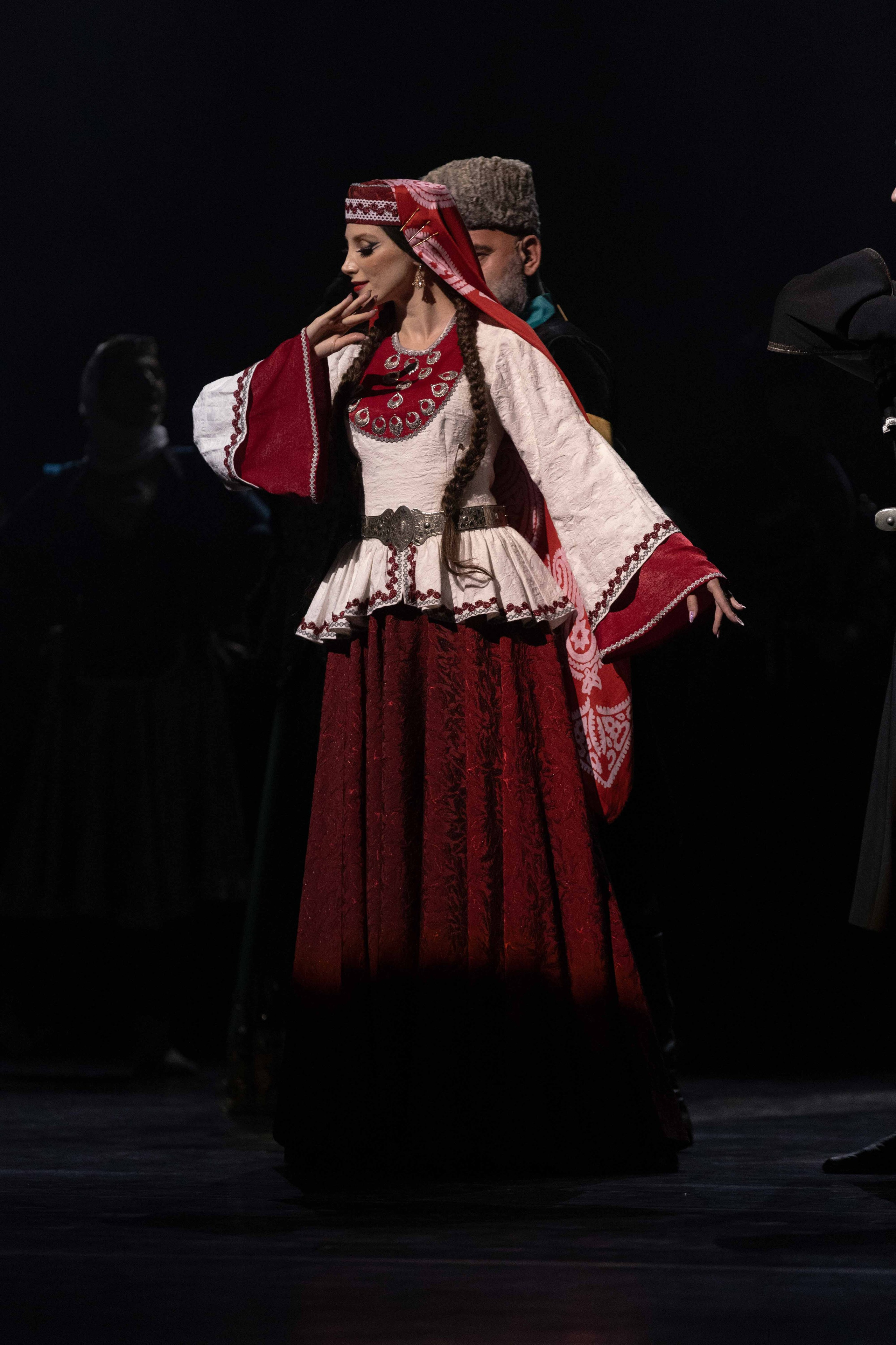 STATE DANCE ENSEMBLE. Wedding&Event photographer Ismail Rzayev in Baku