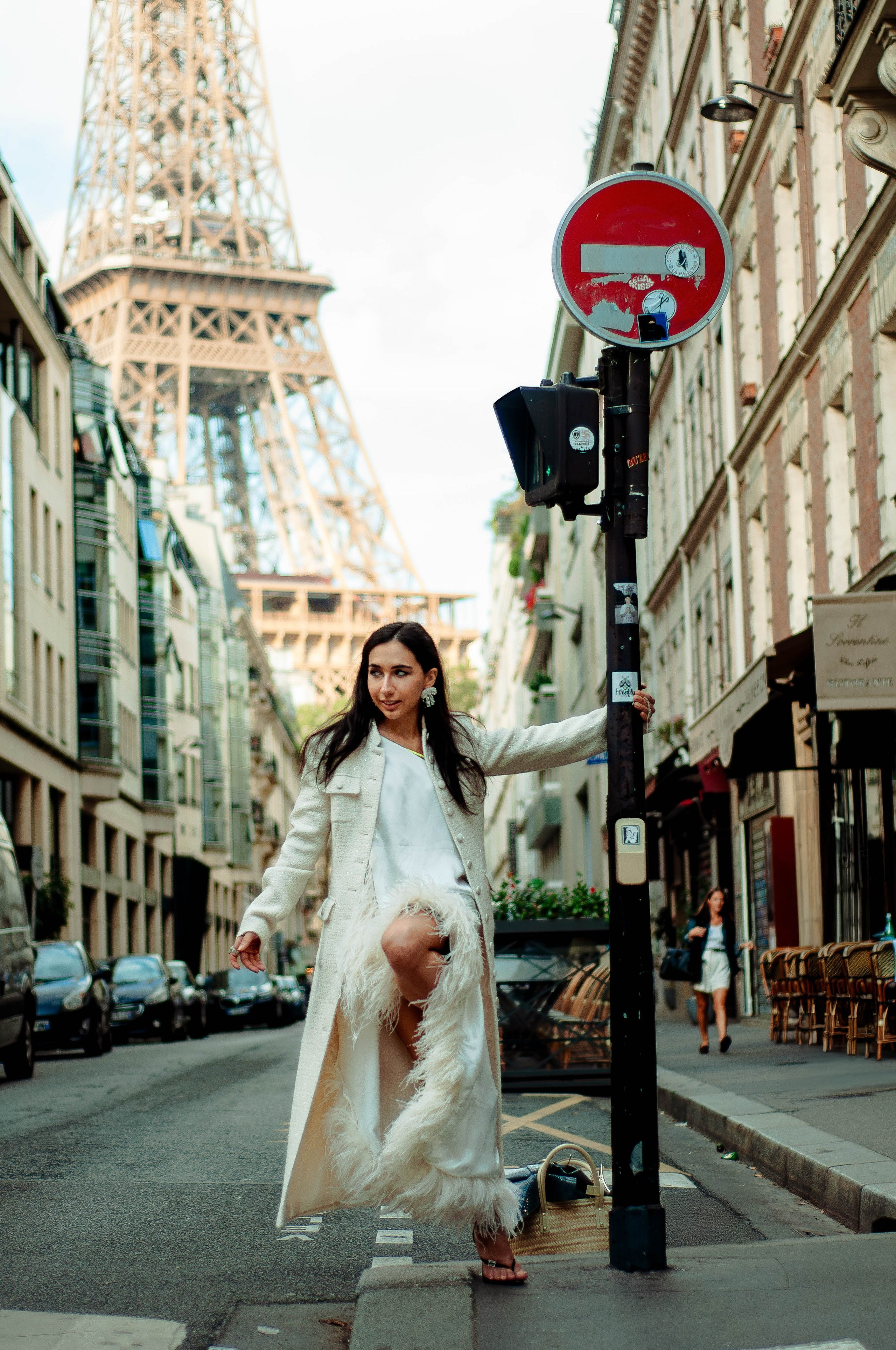 Осенняя фотосессия у Эйфелевой башни. Фотограф в Париже Полина Осипова
