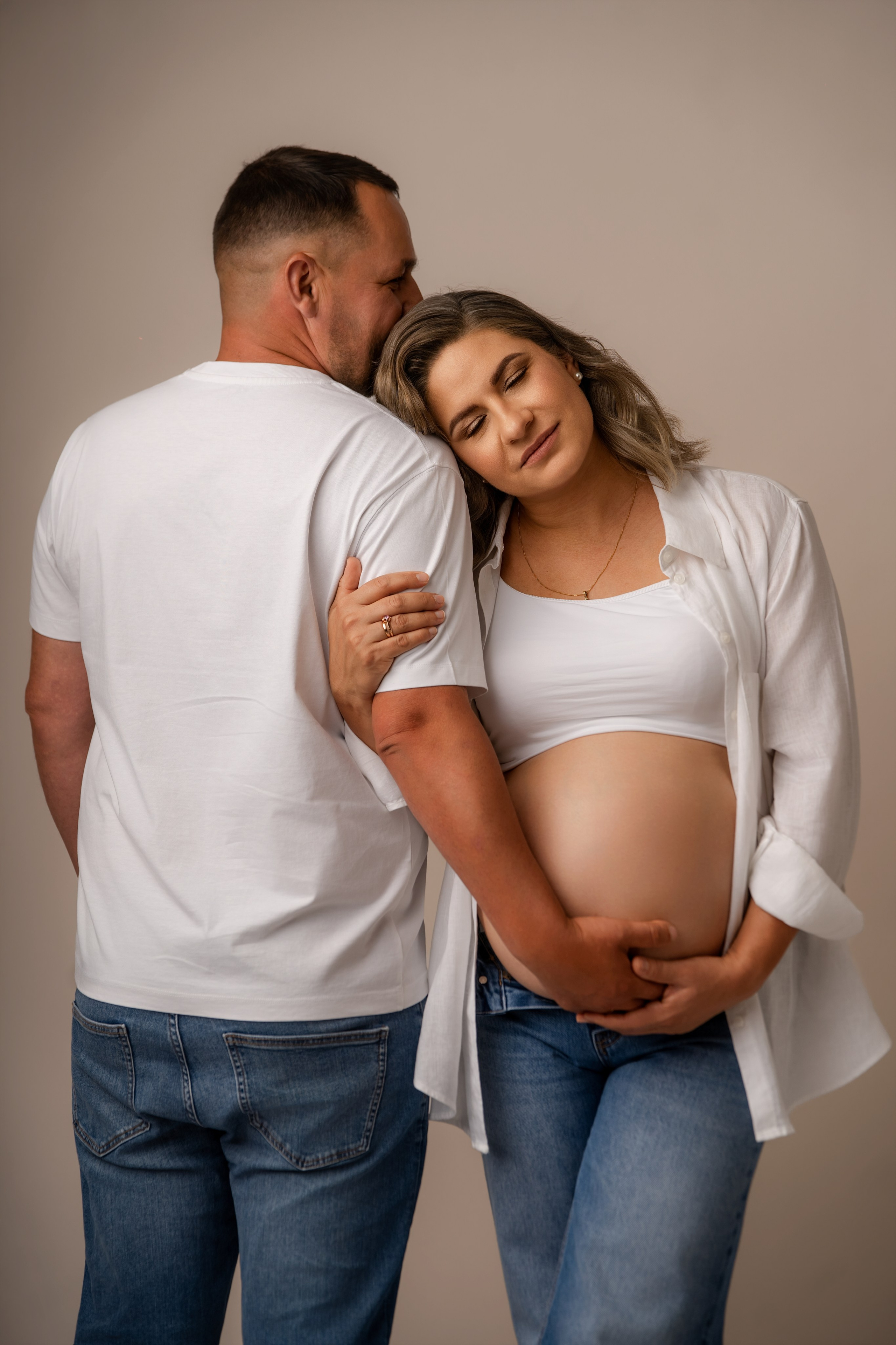 Photographe grossesse Paris, Pregnancy photographer Paris. Photographer in Paris