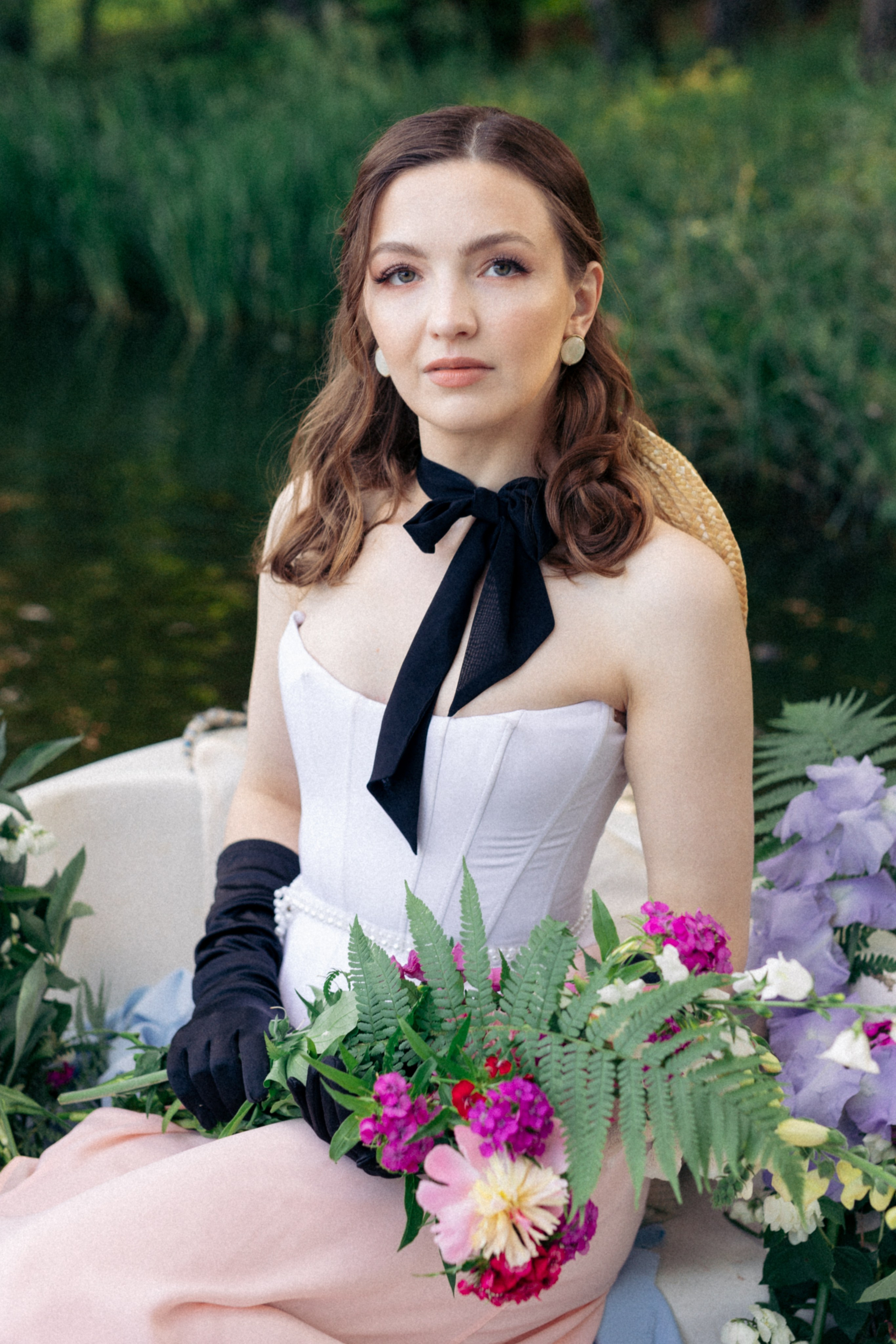 Boat & flowers. Photographer Anna Curly | Weddings and Events in Dubai